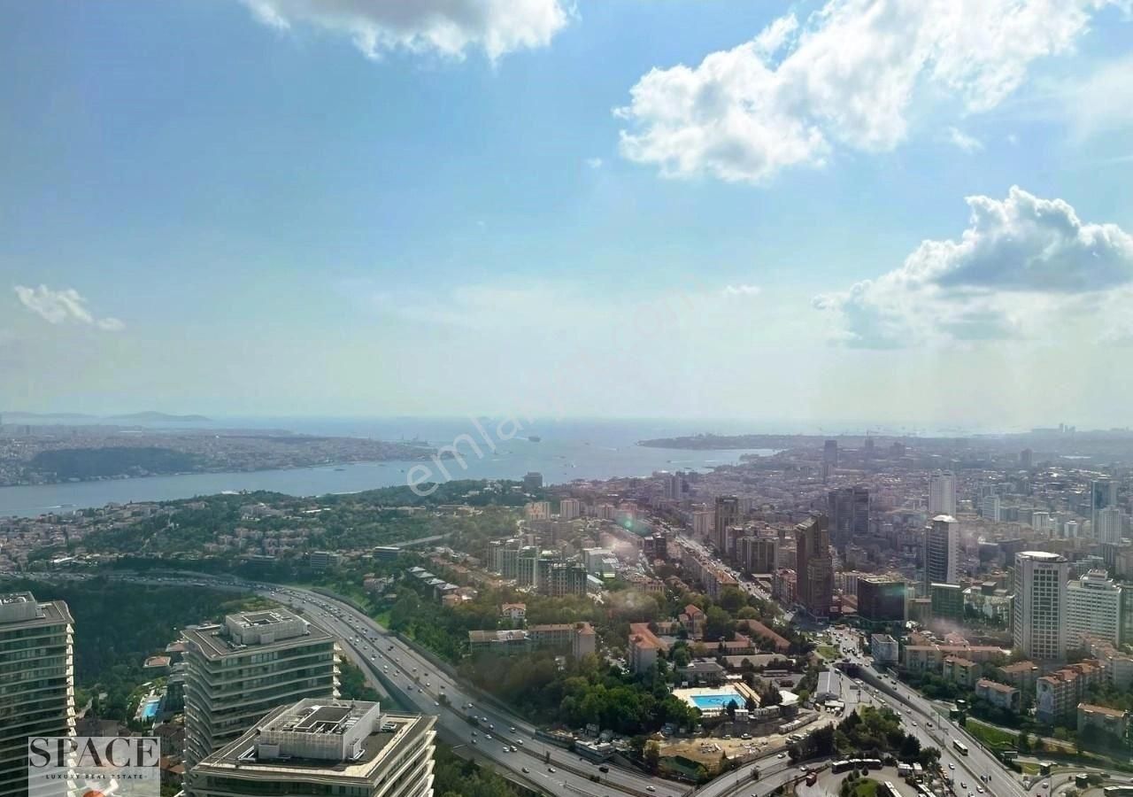 Beşiktaş Nisbetiye Kiralık Residence Çiftçi Towers'da Yüksek Katta Boğaz Manzaralı Kiralık Rezidans