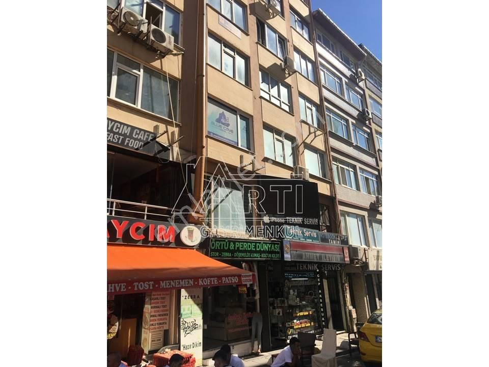 Kadıköy Hasanpaşa Satılık Ofis  KADIKÖY ALTI YOLA ÇOK YAKIN MESAFEDE SATILIK OFİS