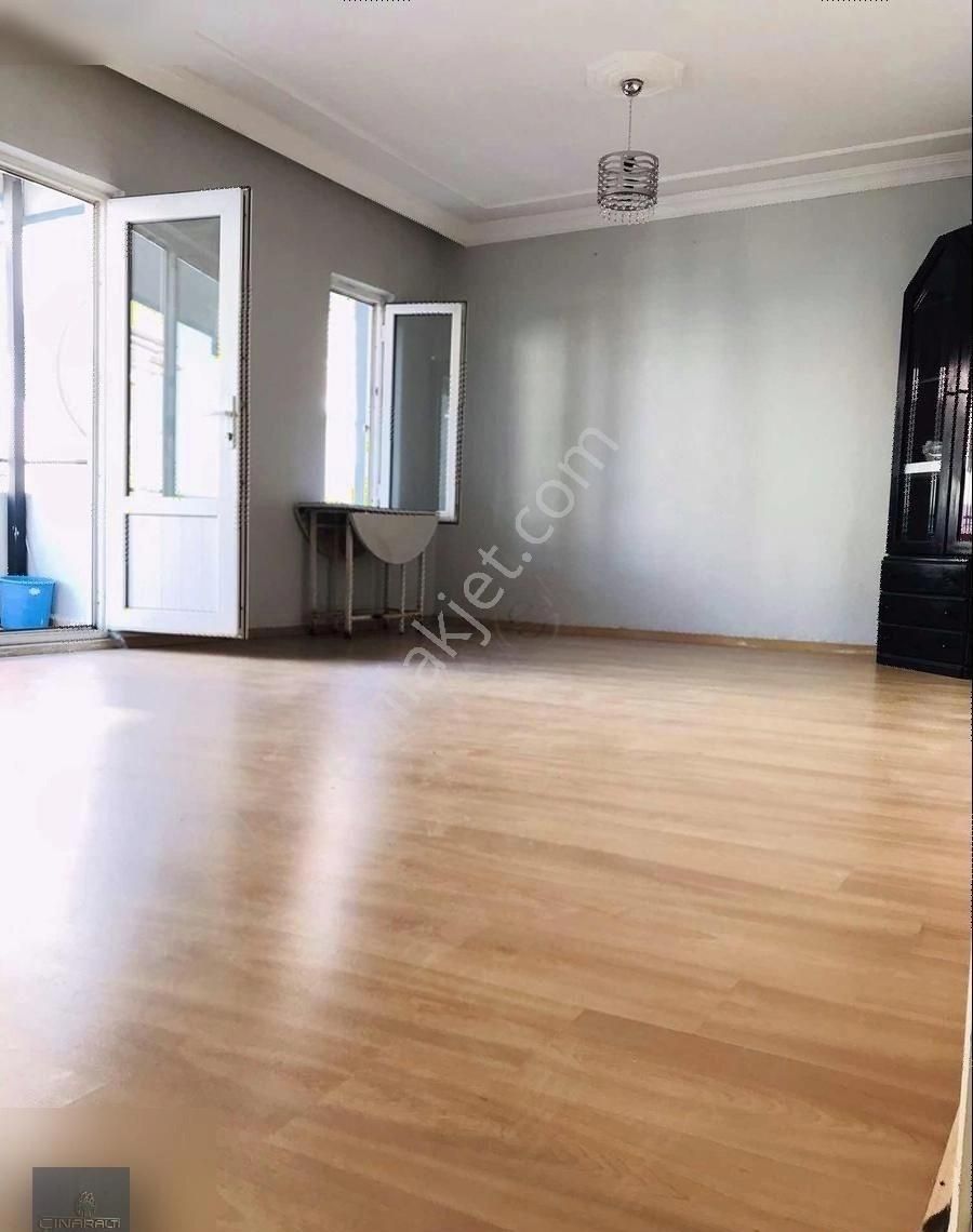 Ayvalık 150 Evler Satılık Daire AYVALIK 150 EVLER MAHALLESİNDE SATILIK DAİRE