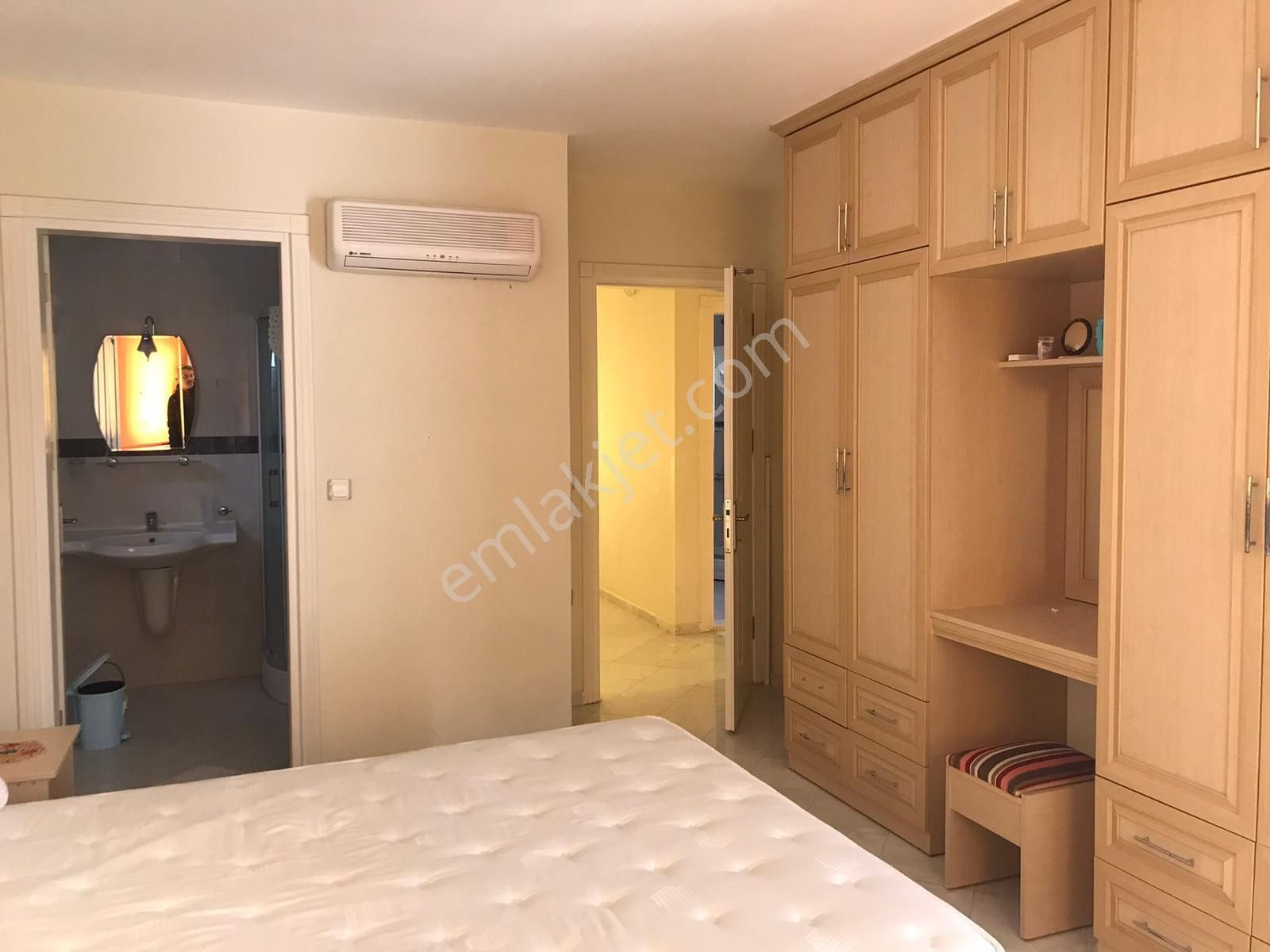 Gürköy Mevkiin De Tasarım Harikası 3+1 Satılık Villa - Görsel 17