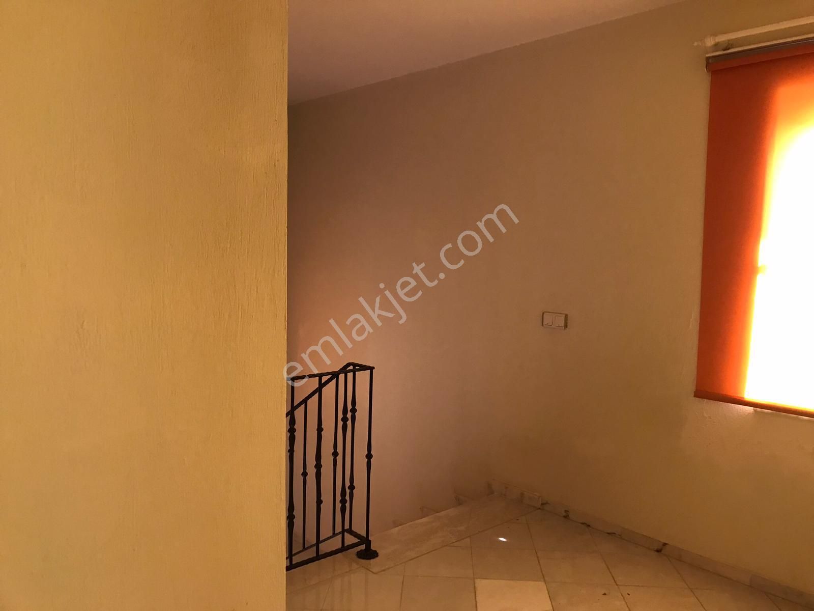 Gürköy Mevkiin De Tasarım Harikası 3+1 Satılık Villa - Görsel 16