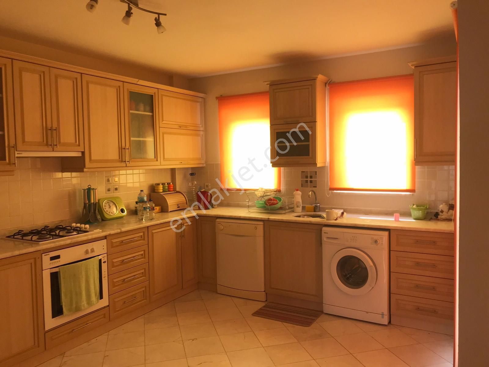 Gürköy Mevkiin De Tasarım Harikası 3+1 Satılık Villa - Görsel 13