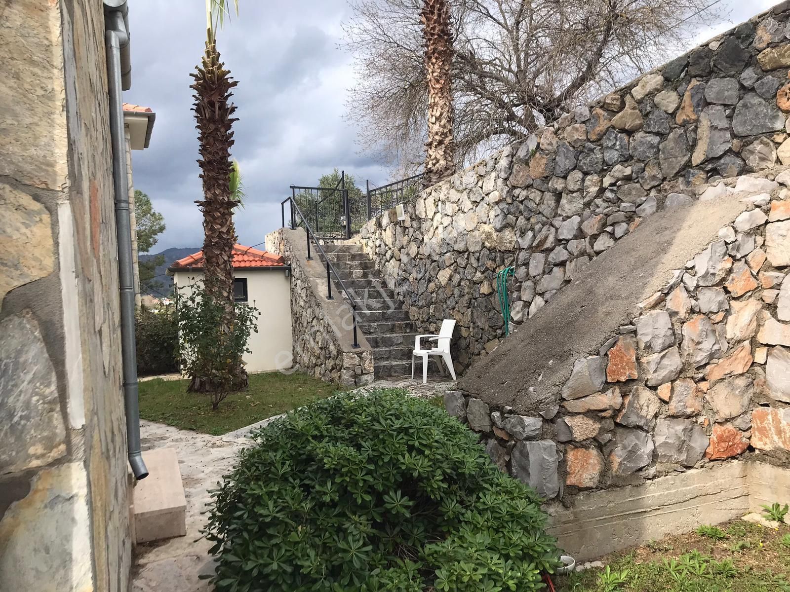 Gürköy Mevkiin De Tasarım Harikası 3+1 Satılık Villa - Görsel 4