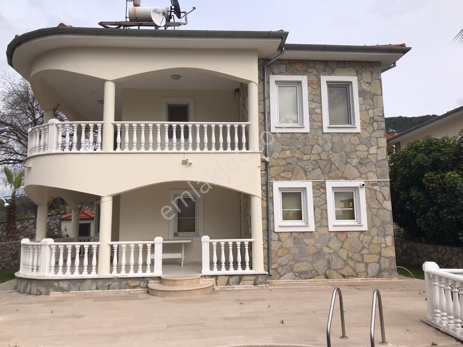 Dalaman Gürköy Satılık Villa  Gürköy Mevkiin De Tasarım Harikası 3+1 Satılık Villa