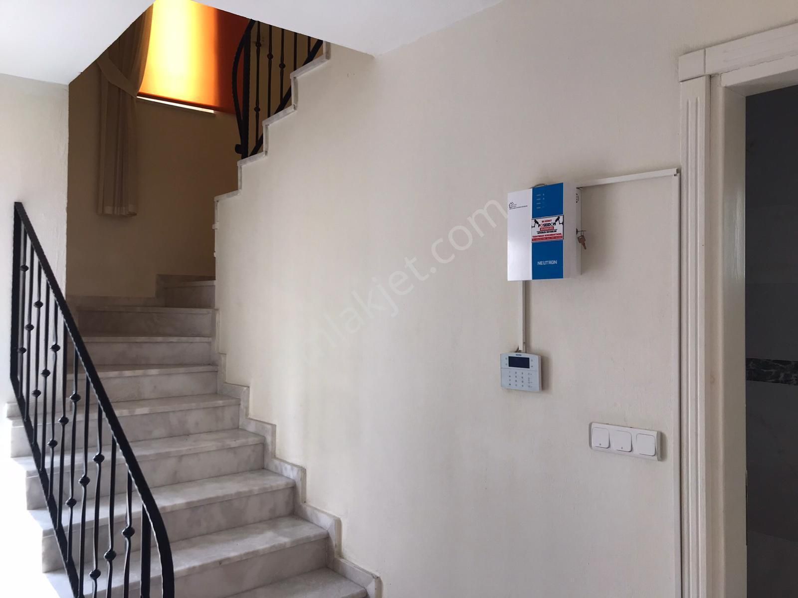 Gürköy Mevkiin De Tasarım Harikası 3+1 Satılık Villa - Görsel 14