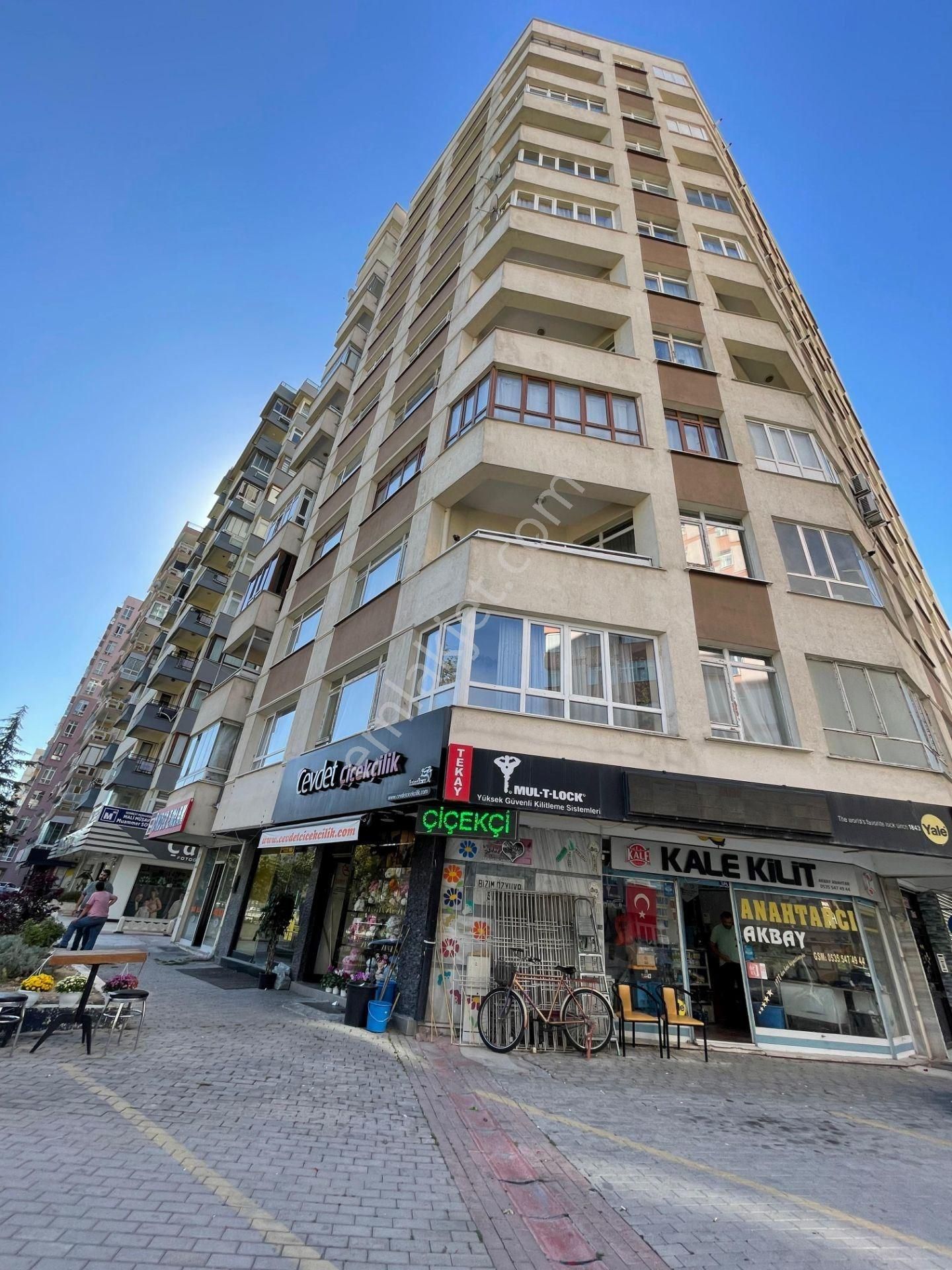 Selçuklu Nişantaş Satılık Daire EMLAKYAP'TAN NALÇACI CAD. 3+1 SATILIK DAİRE