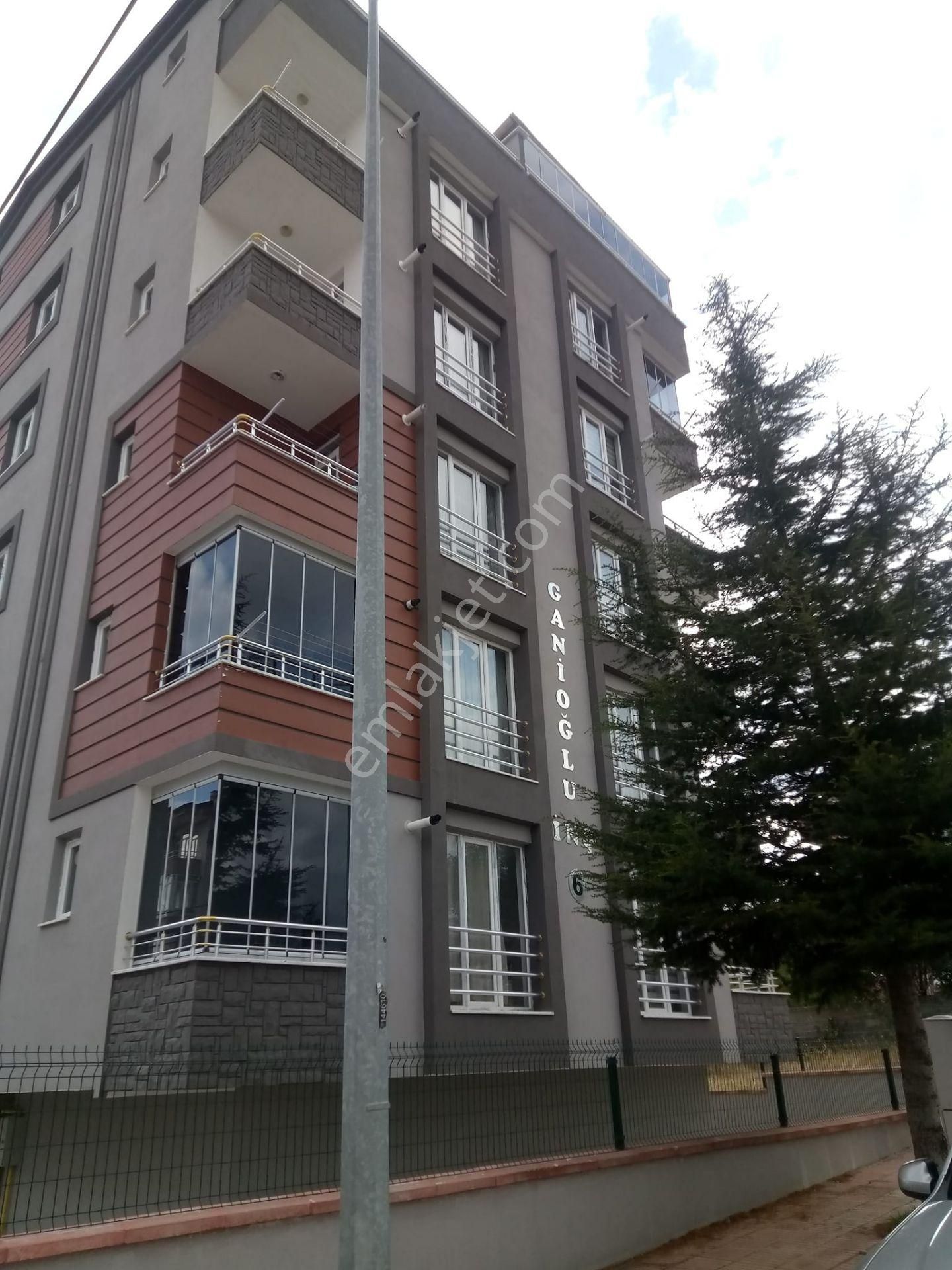 Merzifon Sofular Satılık Daire EMLAKCIM'DAN SATILIK 2+0 LÜKS DAİRE