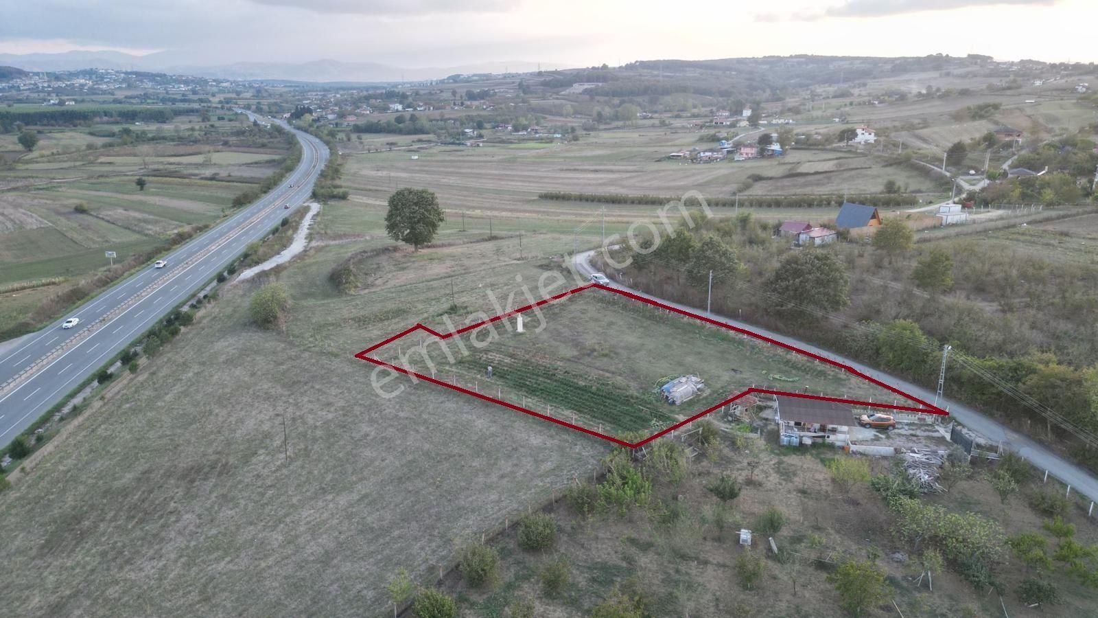 Adapazarı Kayrancık Satılık Tarla Kayrancık Mahallesinde Asfalt Yola 60 Mt Cepheli 1891 M2 Arsa