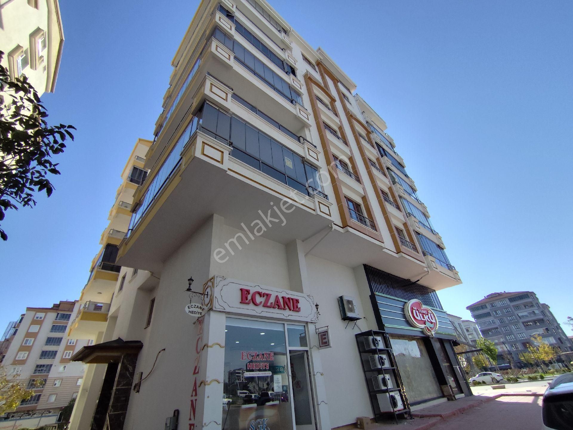 Aksaray Merkez Taşpazar Satılık Daire 3+1 GENİŞ DAİRE