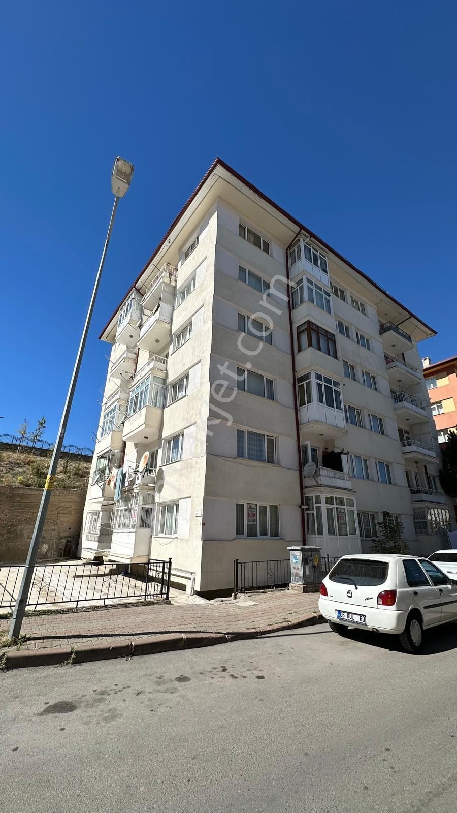 Sivas Merkez Mevlana Satılık Daire ASRIN EMLAK’TAN MEVLANA MH.GİRİŞ KAT 2+1 FULL YAPILI SATILIK DAİRE