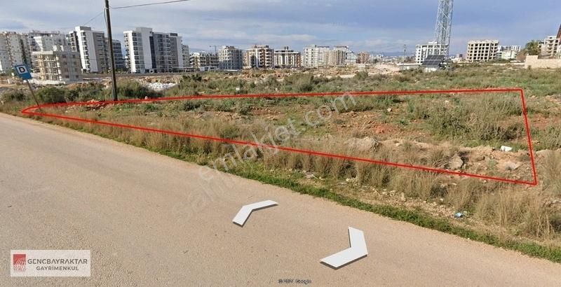 Aksu Altıntaş Satılık Ticari İmarlı Antalya Aksu Altıntaş'ta 1187 M2 30'luk Yol Kavşağına Cephe Arsa