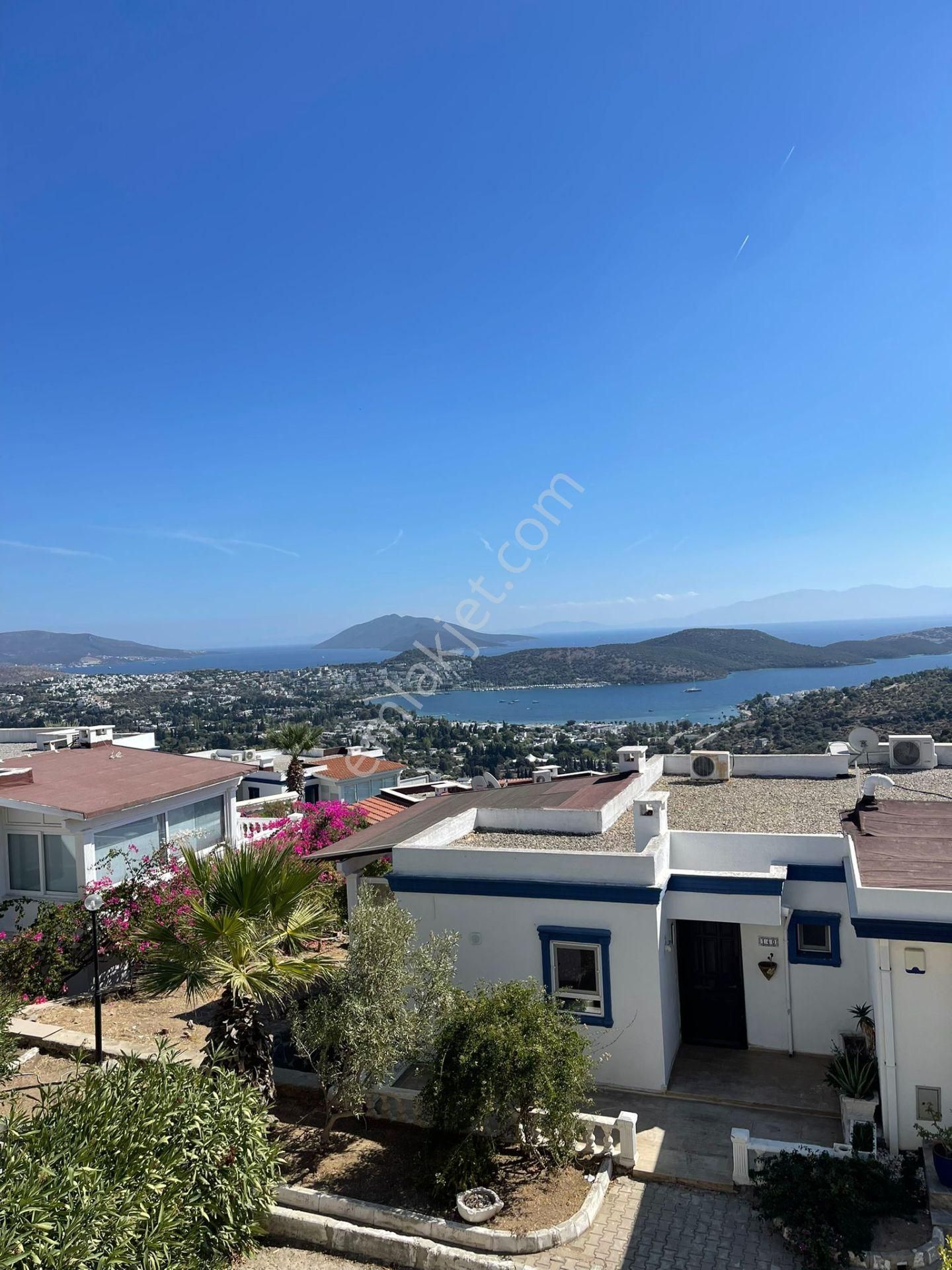 Bodrum Bitez Satılık Villa  Bodrum Bitez Deniz Manzaralı 3+1 Satılık Villa