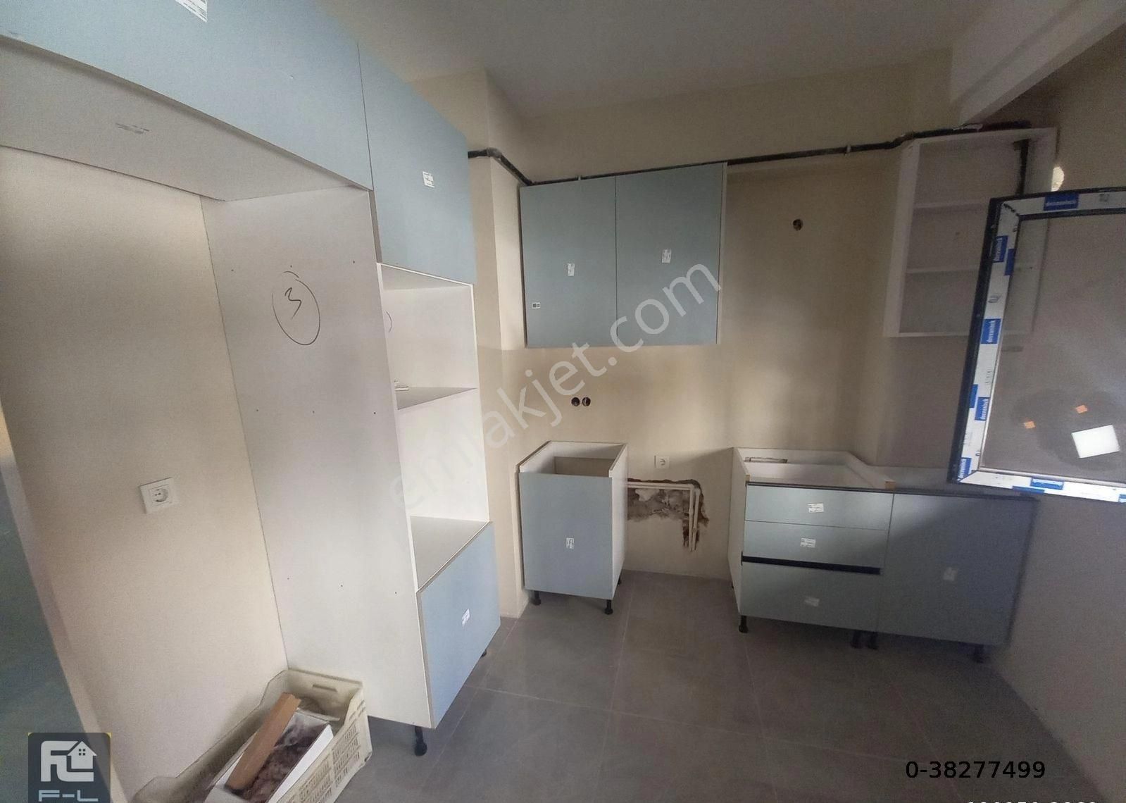 Üsküdar Bulgurlu Kiralık Daire F-L EMLAKTAN BULGURLU SIFIR LÜKS 1+1 Y GİRİŞ FIRSAT DAİRE 01.12.2024 DE TESLİM!