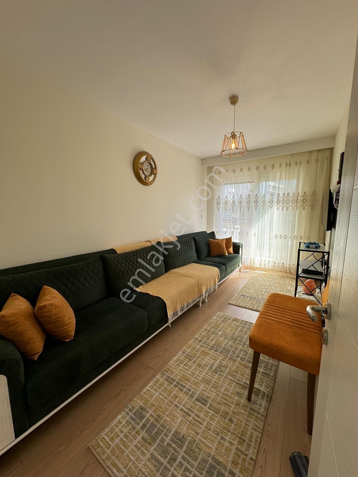 Kuşadası Davutlar Satılık Daire Davutlar Da Satılık 3+1 Eşyalı Lüx Daire