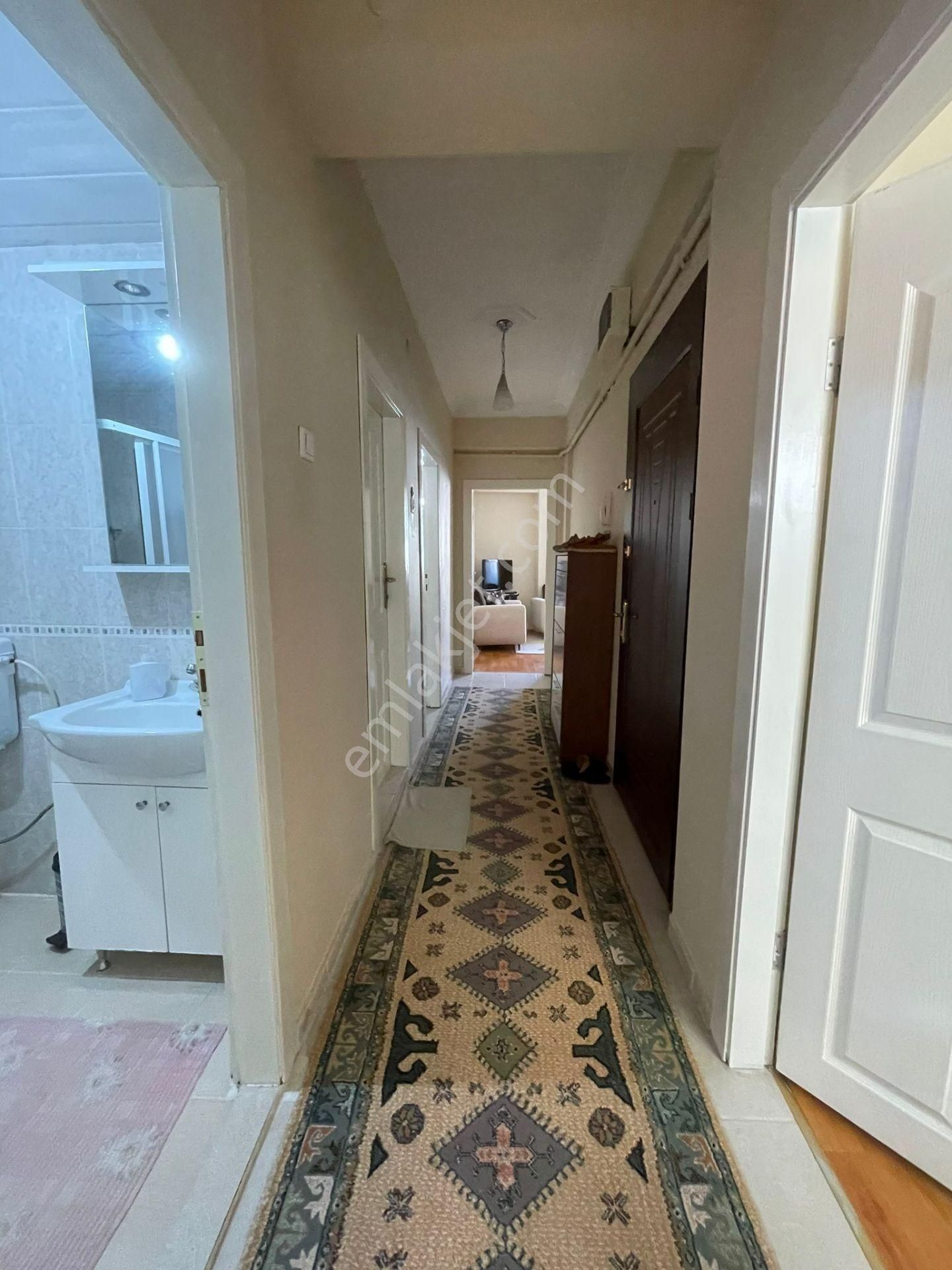 Tepebaşı Tunalı Satılık Daire  GAFFAR OKKAN CADDESİ YAKINI 2+1 ARA KAT SATILIK DAİRE