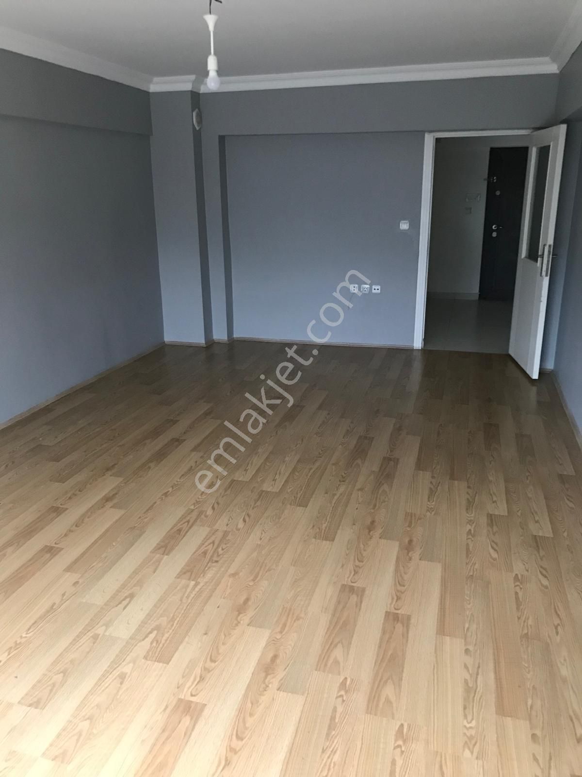 Mamak Şahap Gürler Kiralık Daire ŞAHAP GÜRLER MAHALLESİNDE  AİLE BİNASINDA 3+1 KİRALIK DAİRE