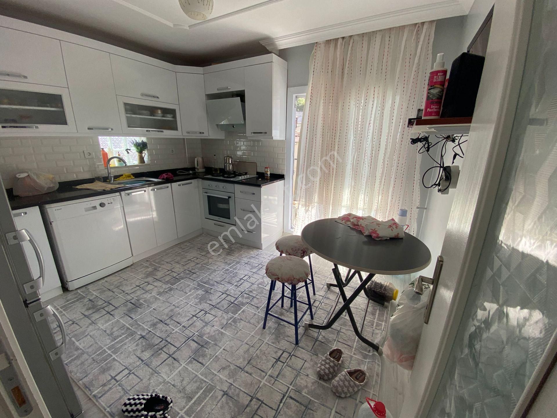 Acill Konak Millet Mah.de Mersinpınar'da 4 Katlı Komple Satılık Müstakil Ev(bina) - Görsel 10