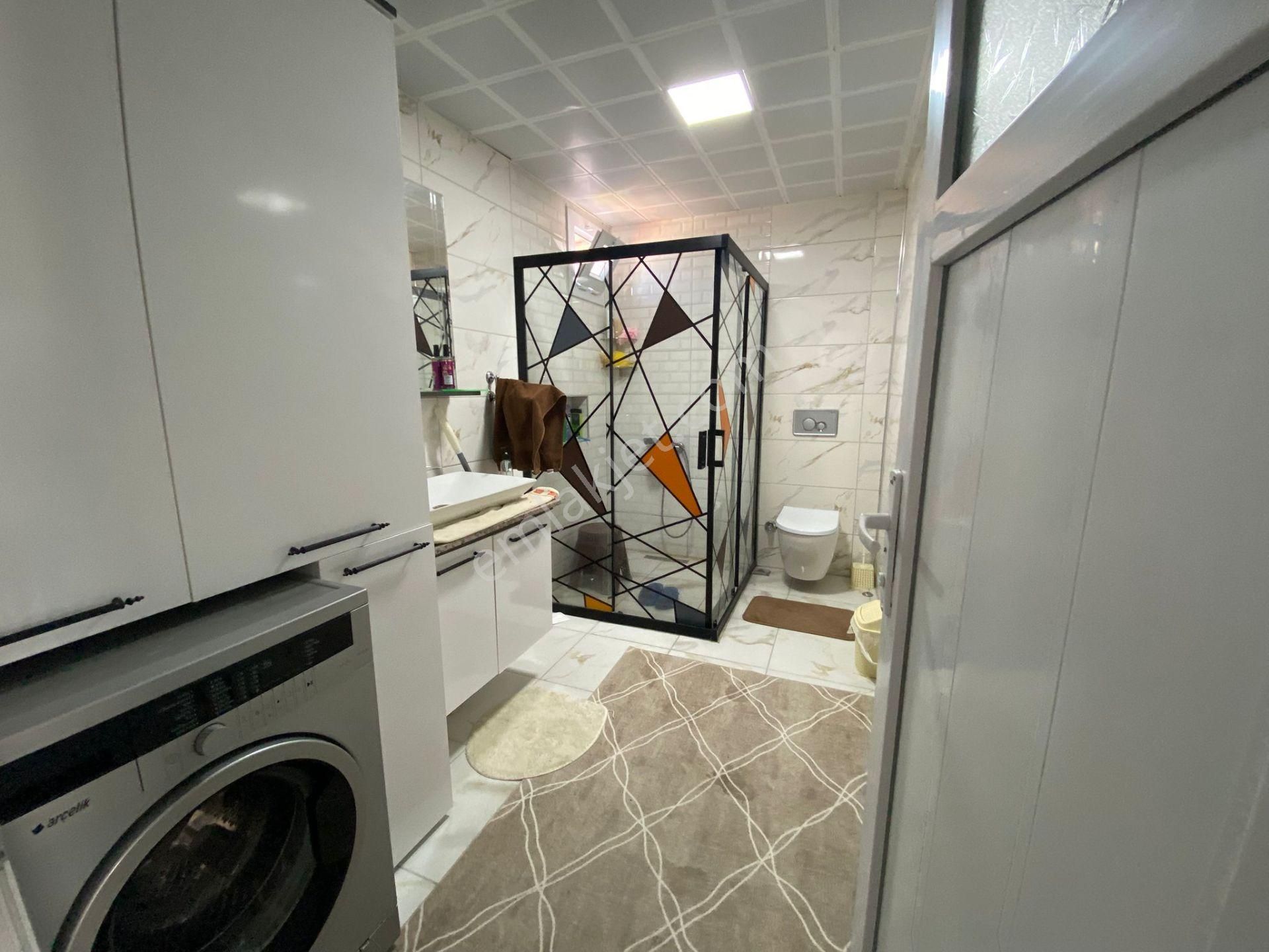 Acill Konak Millet Mah.de Mersinpınar'da 4 Katlı Komple Satılık Müstakil Ev(bina) - Görsel 13