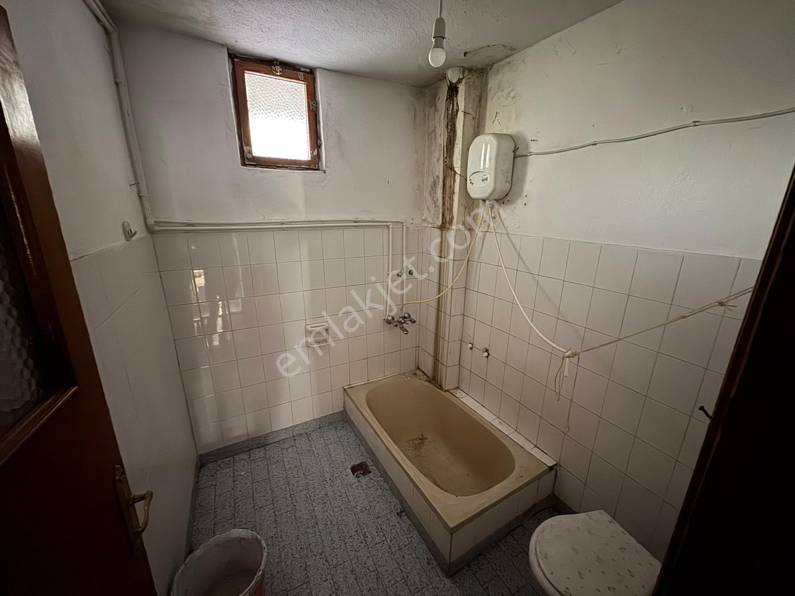 Emek Emlak'tan Hacı Osman Mah.de 1+1 Sobalı Kiralık Daire K-2892 - Görsel 11