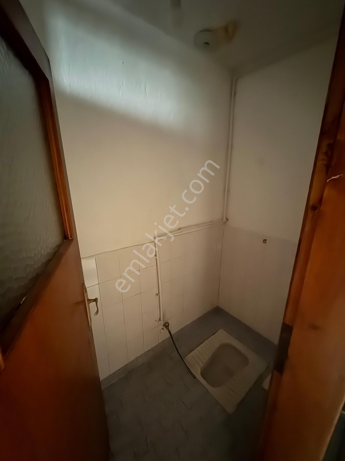 Emek Emlak'tan Hacı Osman Mah.de 1+1 Sobalı Kiralık Daire K-2892 - Görsel 12