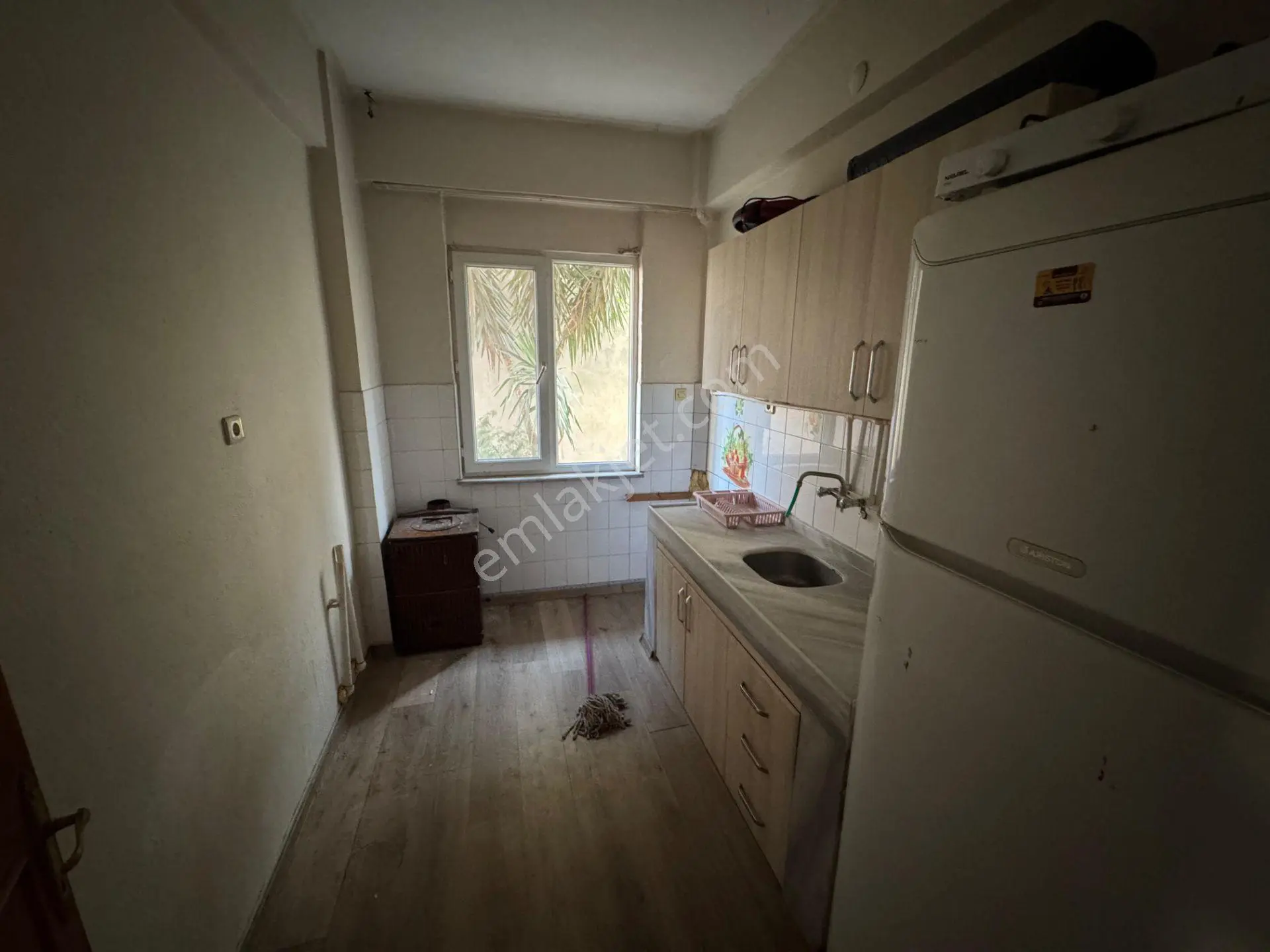 Emek Emlak'tan Hacı Osman Mah.de 1+1 Sobalı Kiralık Daire K-2892 - Görsel 3