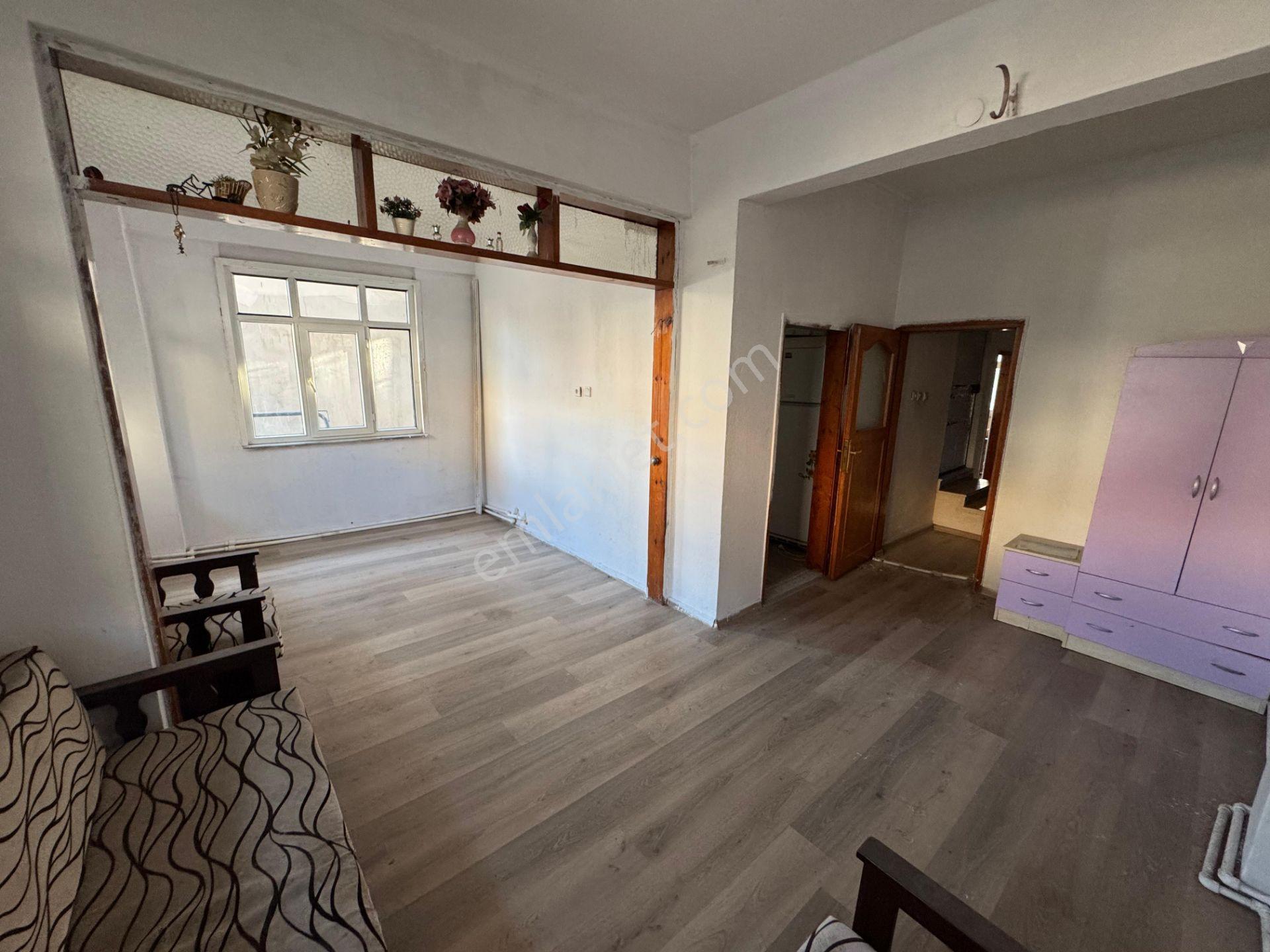 Emek Emlak'tan Hacı Osman Mah.de 1+1 Sobalı Kiralık Daire K-2892 - Görsel 7