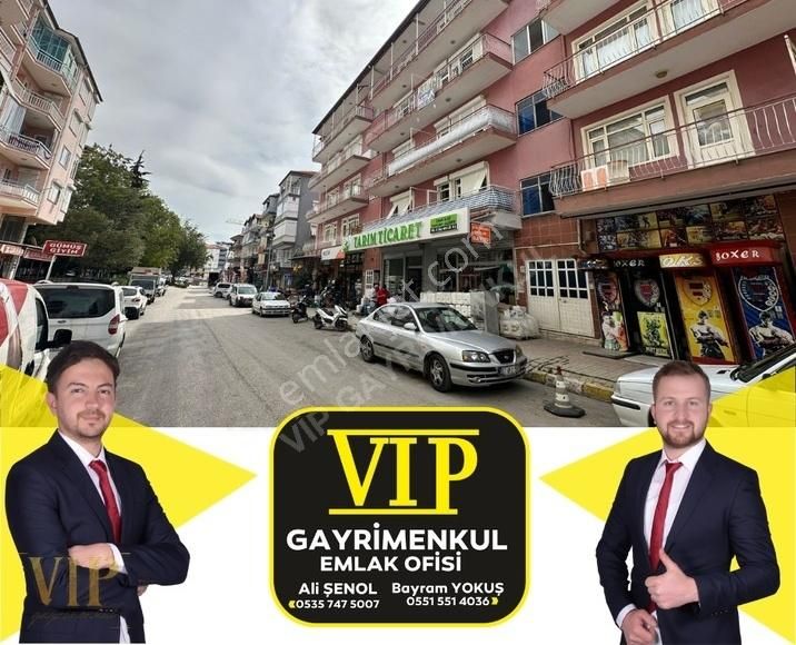 Elmalı Karyağdı Satılık Daire Vıp Gayrimenkul' Den Çarşı Merkezde 2+1 , 3. Kat Daire Satılık