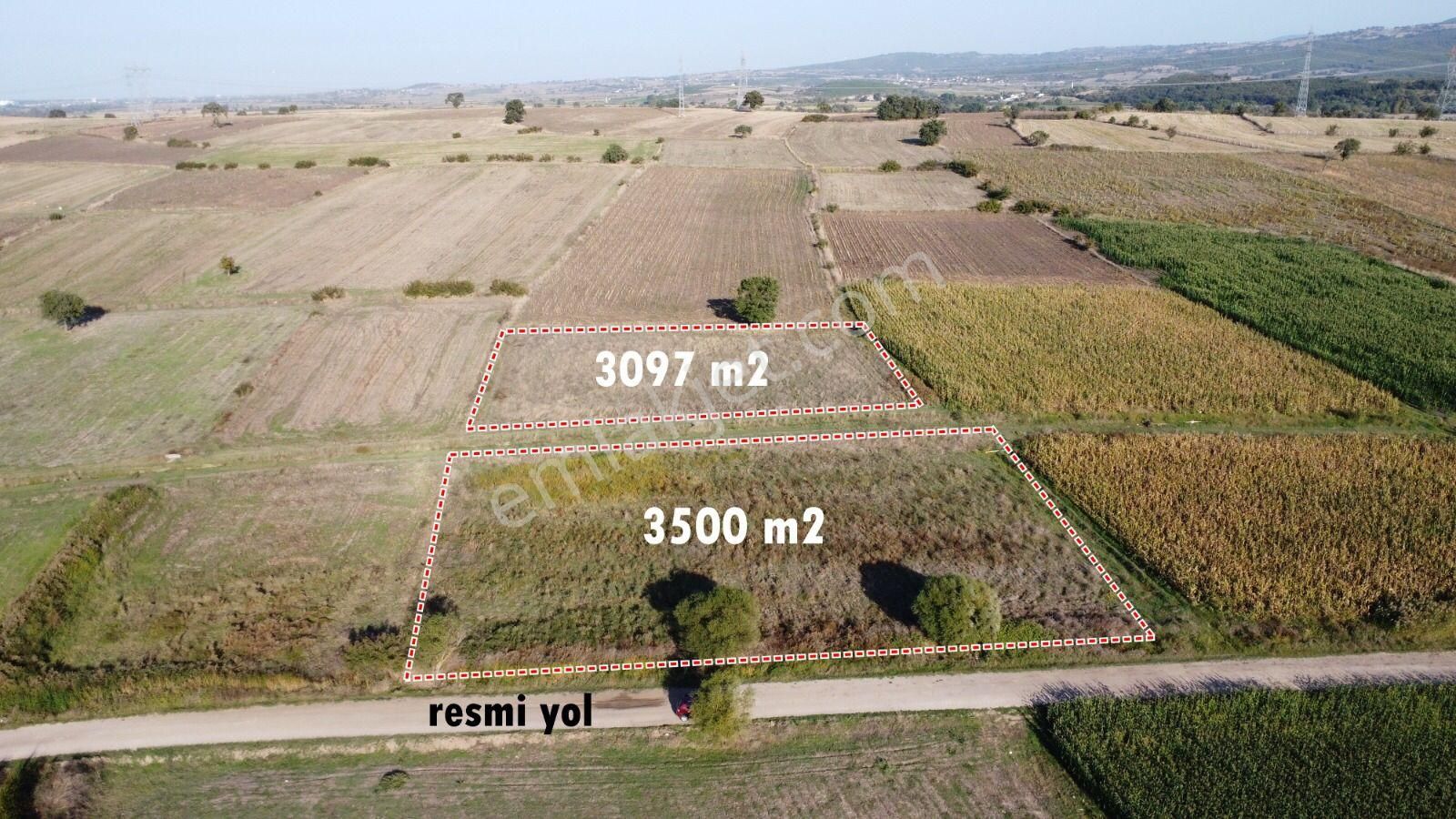 Biga Danişment Köyü Satılık Tarla  ACİL SATILIK ÇANAKKALE BİGA DANİŞMENT mah. 3097 M2 TEK TAPU YOLA YERLEŞİME YAKIN KUPON  ARSA 