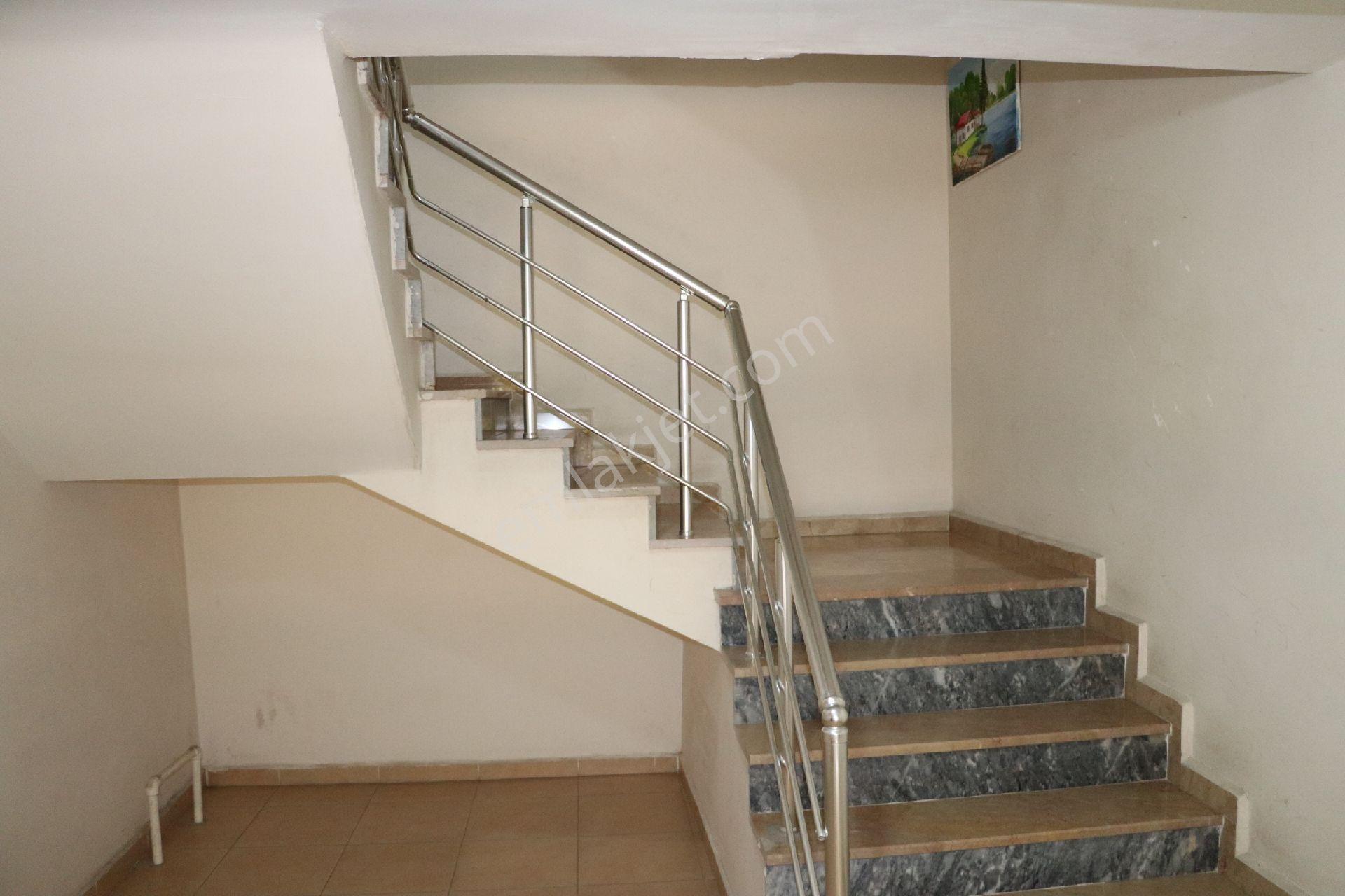 Rw Adaplatin'den Şeker Fabrikası Karşısında Sitede Dublex Kiralık Daire - Görsel 13