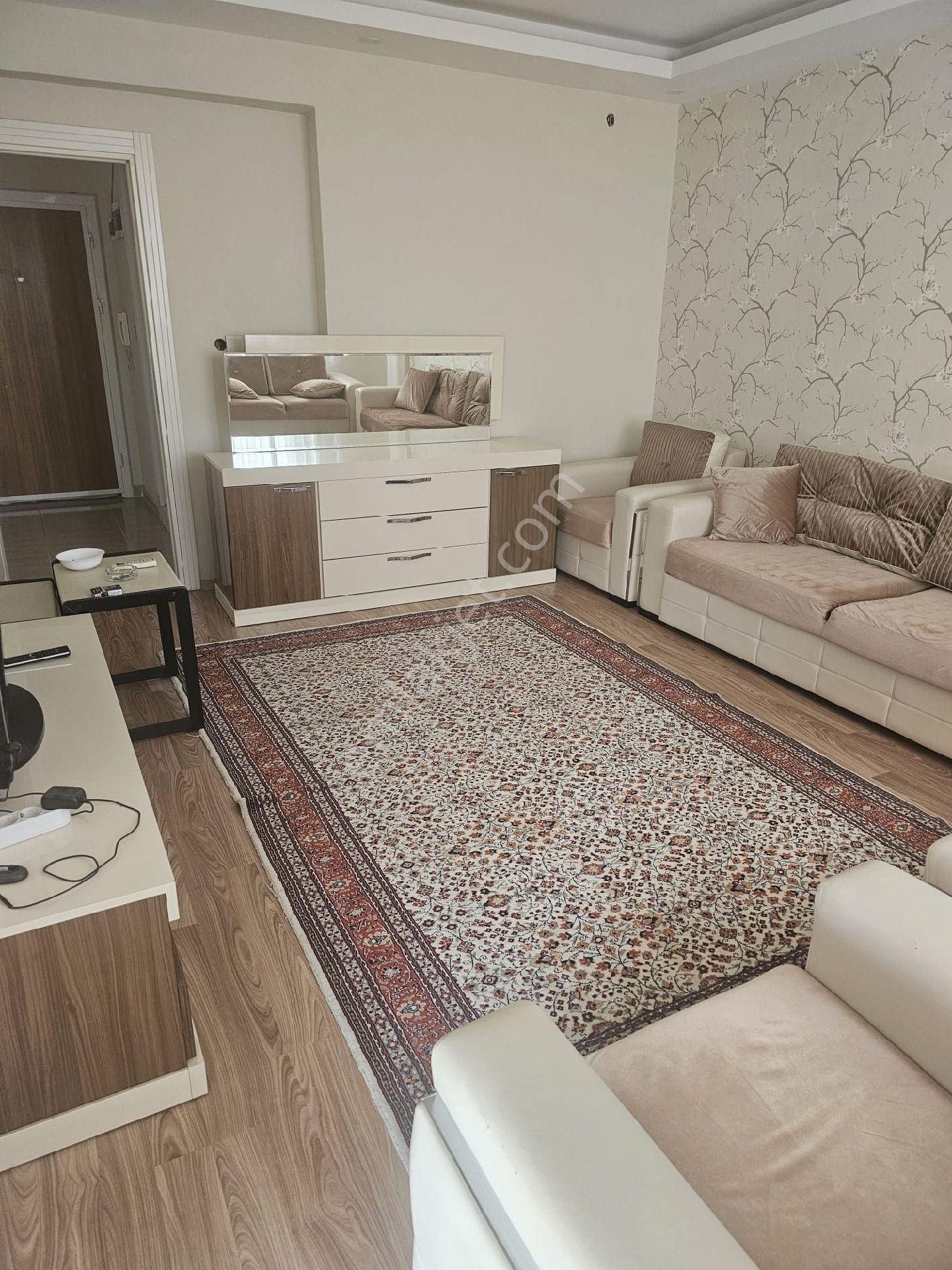 Bağlar Bağcılar Satılık Daire BAĞCILAR HAVAALANI KAVŞAĞINDA 2+1 SATILIK DAİRE 