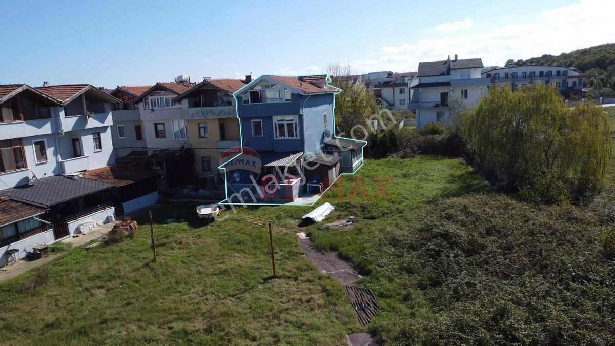 Kandıra Kefken Satılık Villa Remax Mavi-Kefken Kumcağız PolatloğluSitesi 5+1GenişBahçeliVilla