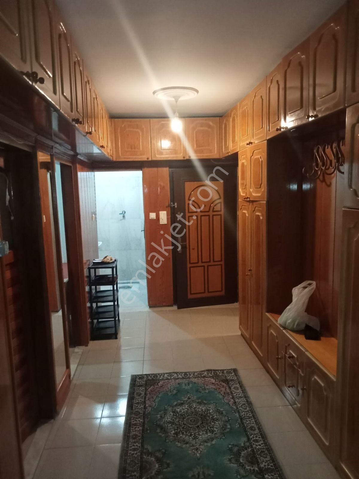 Alanya Güller Pınarı Kiralık Daire  7170-28,000 TL 2+1 EŞYALI DENİZE SIFIR KAT 4  ÇİMEN OTEL YANI GÜLLRR PINARINDA Kİ DAİRE KİRALIKTIR