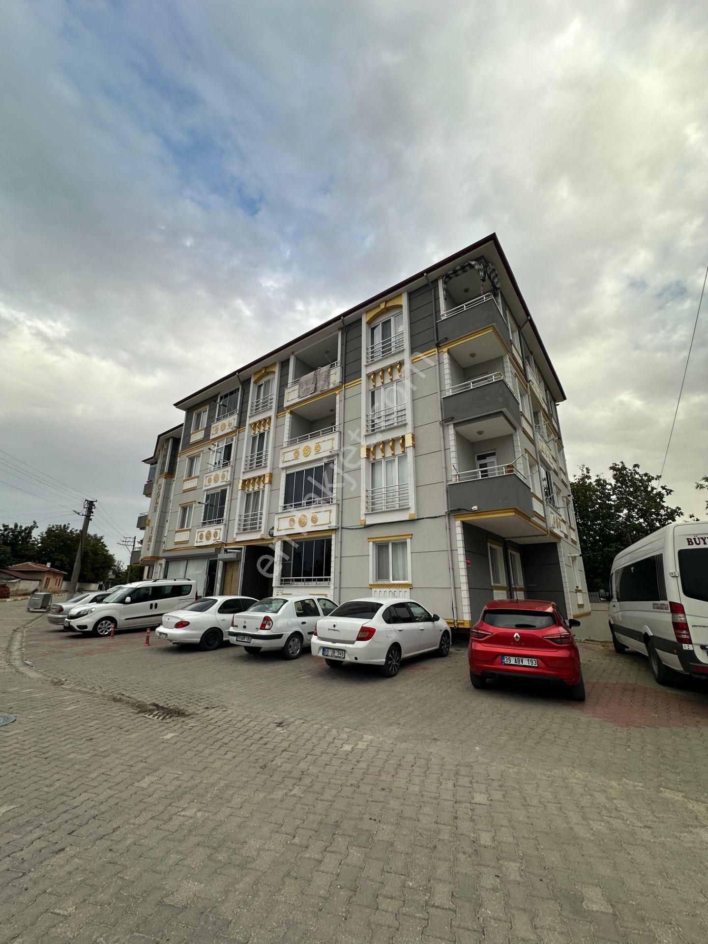 Lüleburgaz Büyükkarıştıran Bld. (Yeni) Satılık Daire  VERA'DAN B.KARIŞTIRANDA SATILIK 3+1 FIRSAT DAİRE