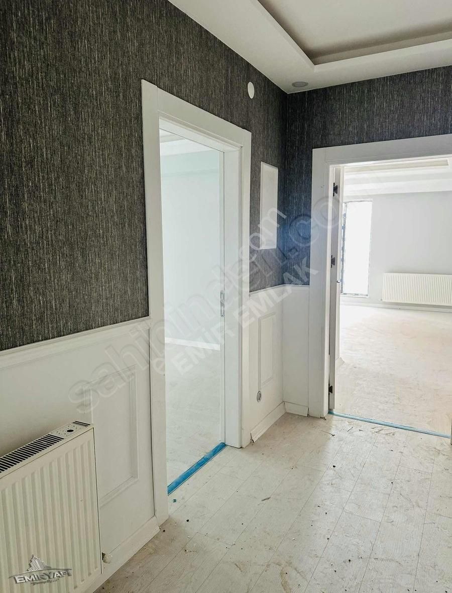 Kars Merkez Yenişehir Satılık Daire EMİR EMLAK GAYRİMENKUL DEN SATILIK 3+1 DAİRE