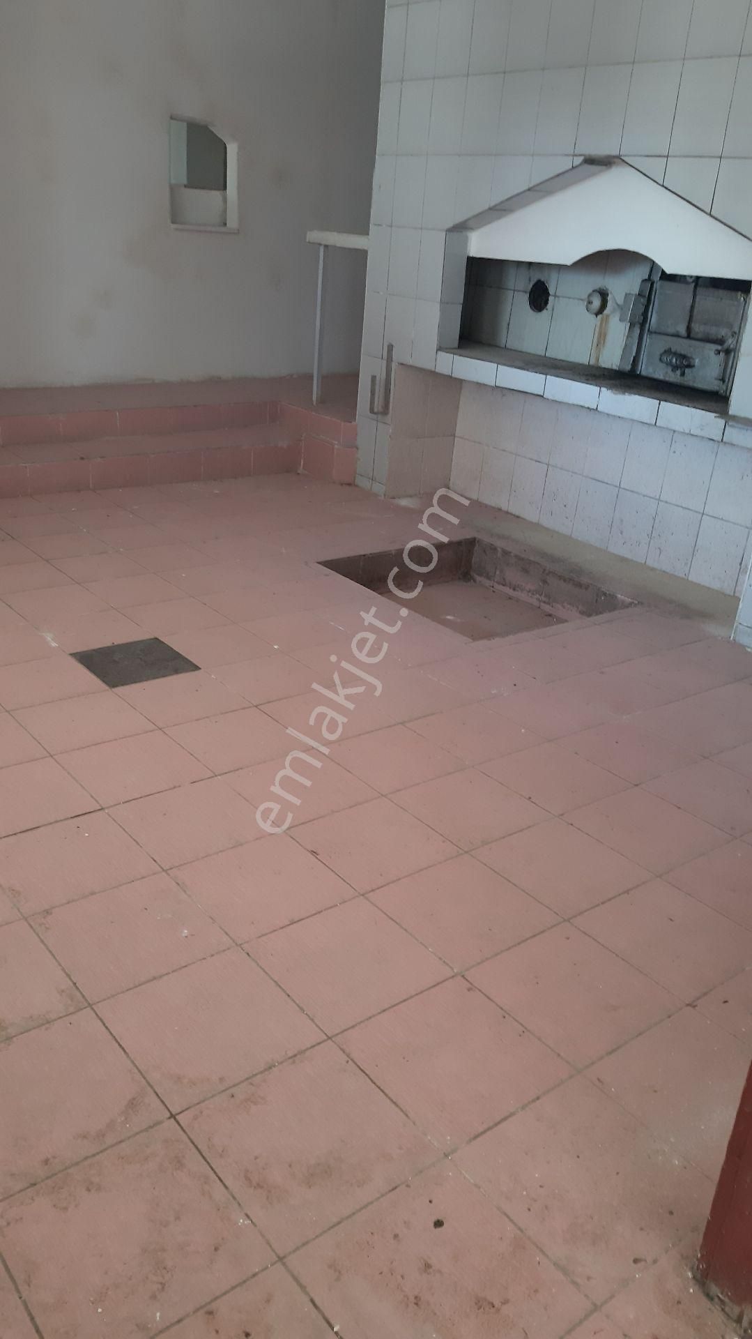 Bolu Merkez Salıbeyler Kiralık Depo Taş Fırını Olan Depo Ve Kiralık Müstakil Ev