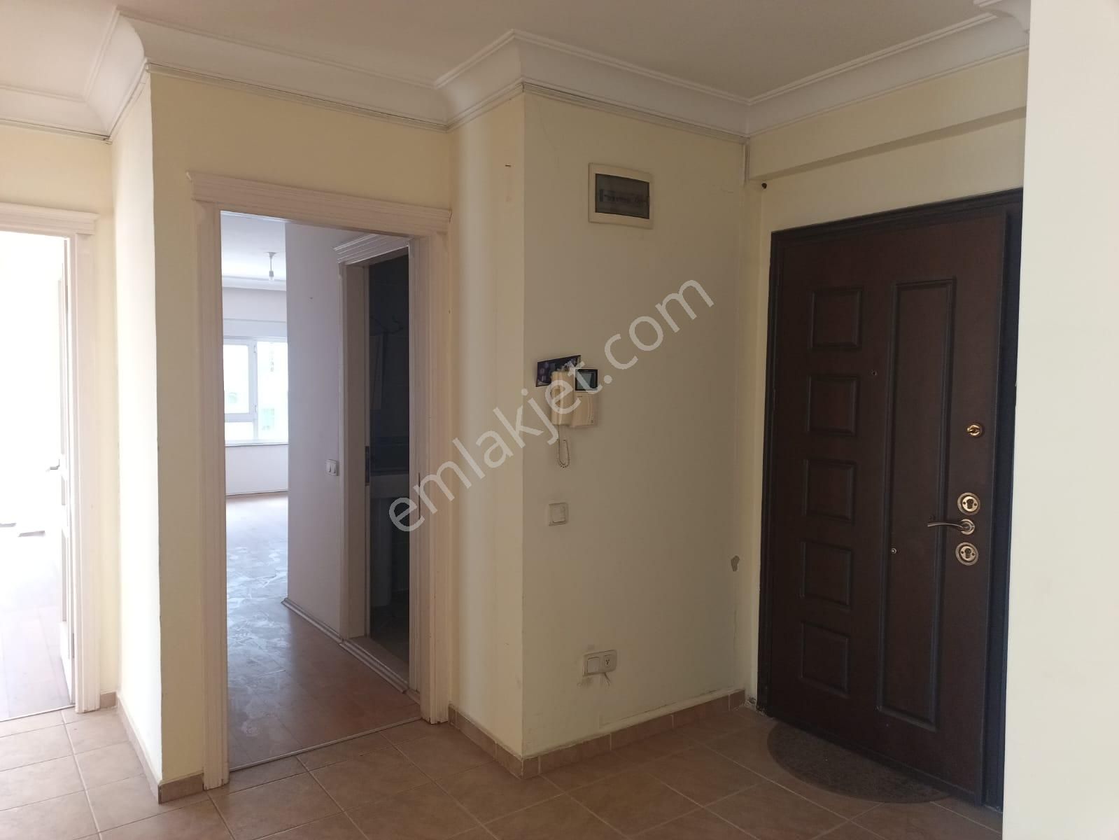 Alanya Hacet Kiralık Daire  7178- 20,000 TL ALANYA ADLİYE YANINDAKİ ADAT DAİRE 3+1 BOŞ AYRI MUFAK 145 