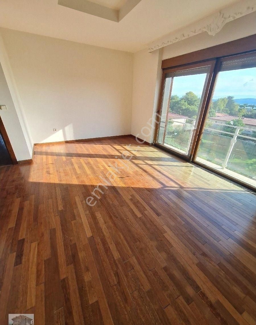 Dragos Sahilde Satilik Lebiderya Deniz Manzaralı 4+2dubleks - Görsel 17