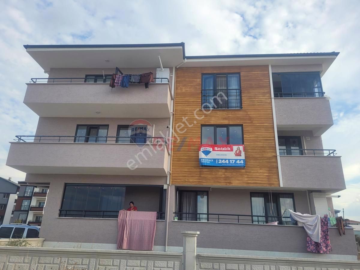 Biga Esentepe Satılık Daire REMAX PRESTİGE'DEN ÇANAKKALE BİGA ESENTEPE MAHALLESİNDE SATILIK 2+1 DAİRE