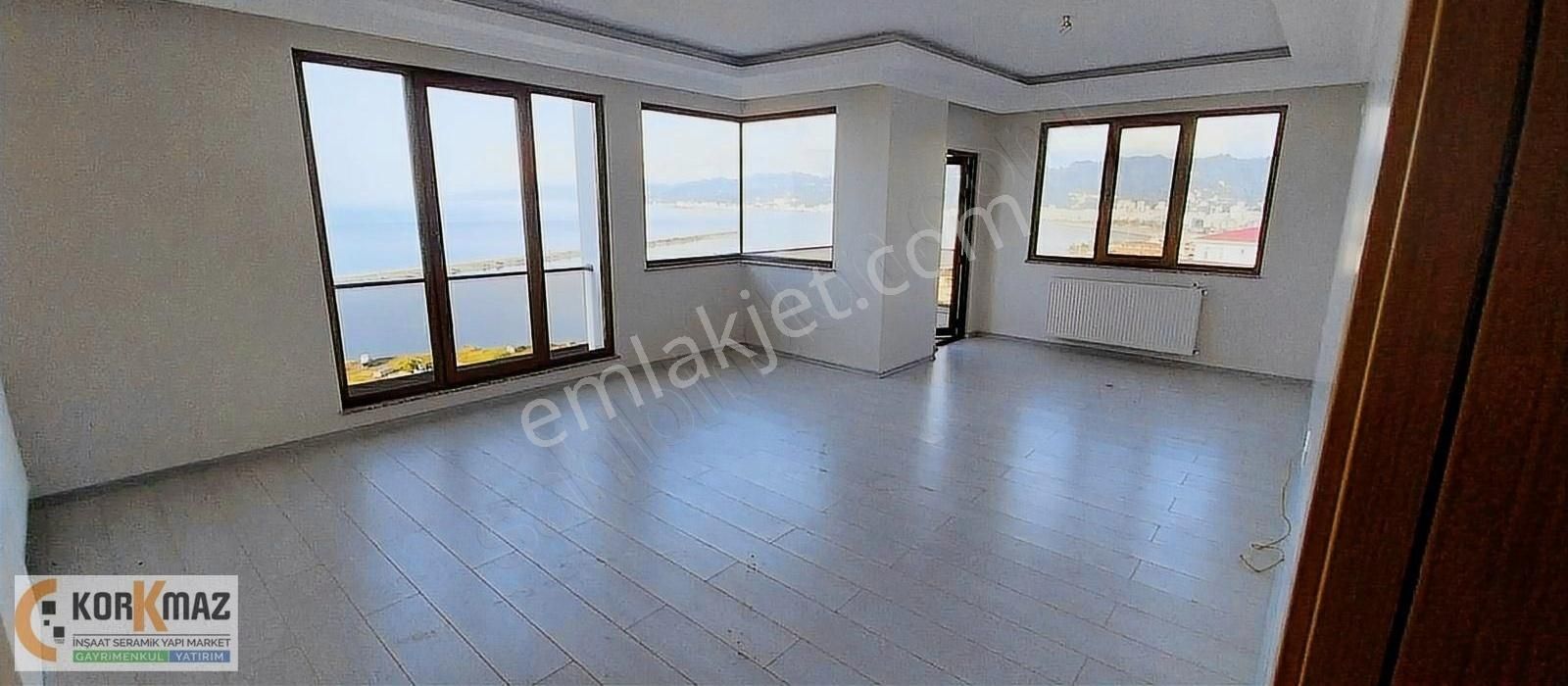 Rize Merkez Camiönü Kiralık Daire CAMİ ÖNÜ MH. 3+1 DENİZ MANZARALI KİRALIK DAİRE