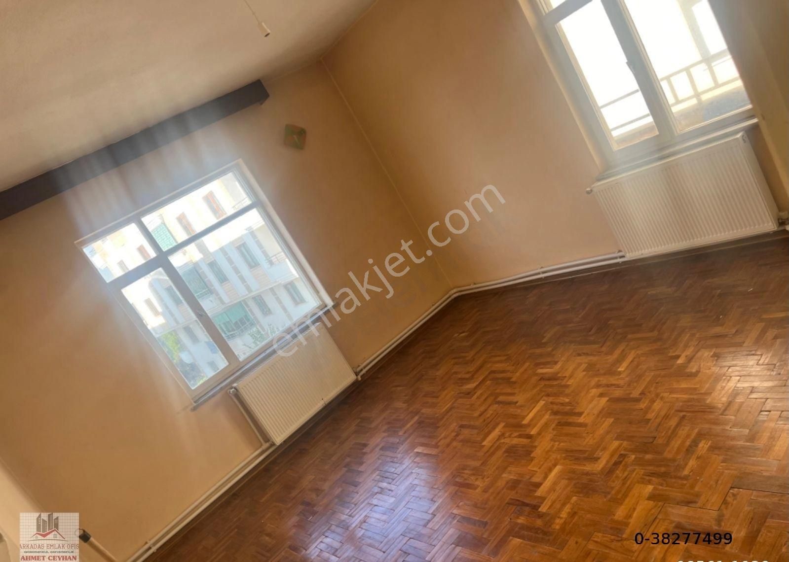 Arkadaş Emlaktan Bahçeli Evler Beyaz Park Arkası 3+1 Kiralık Daire