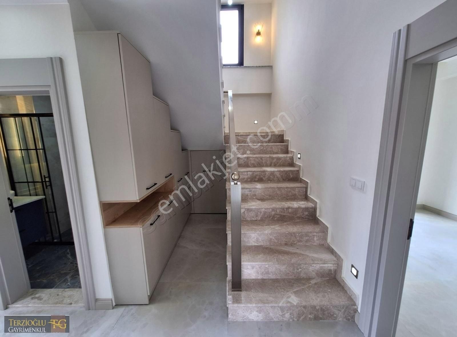 Terzioğludan Altınoluk Fenerde Havuzlu Bağımsız 5+1 Deluxe Villa - Görsel 8