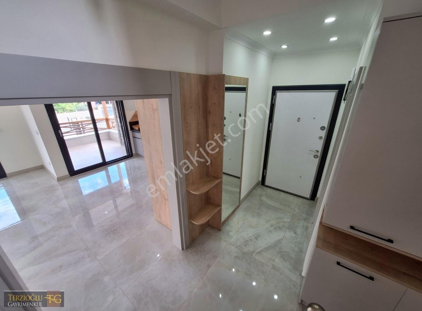 Terzioğludan Altınoluk Fenerde Havuzlu Bağımsız 5+1 Deluxe Villa - Görsel 16