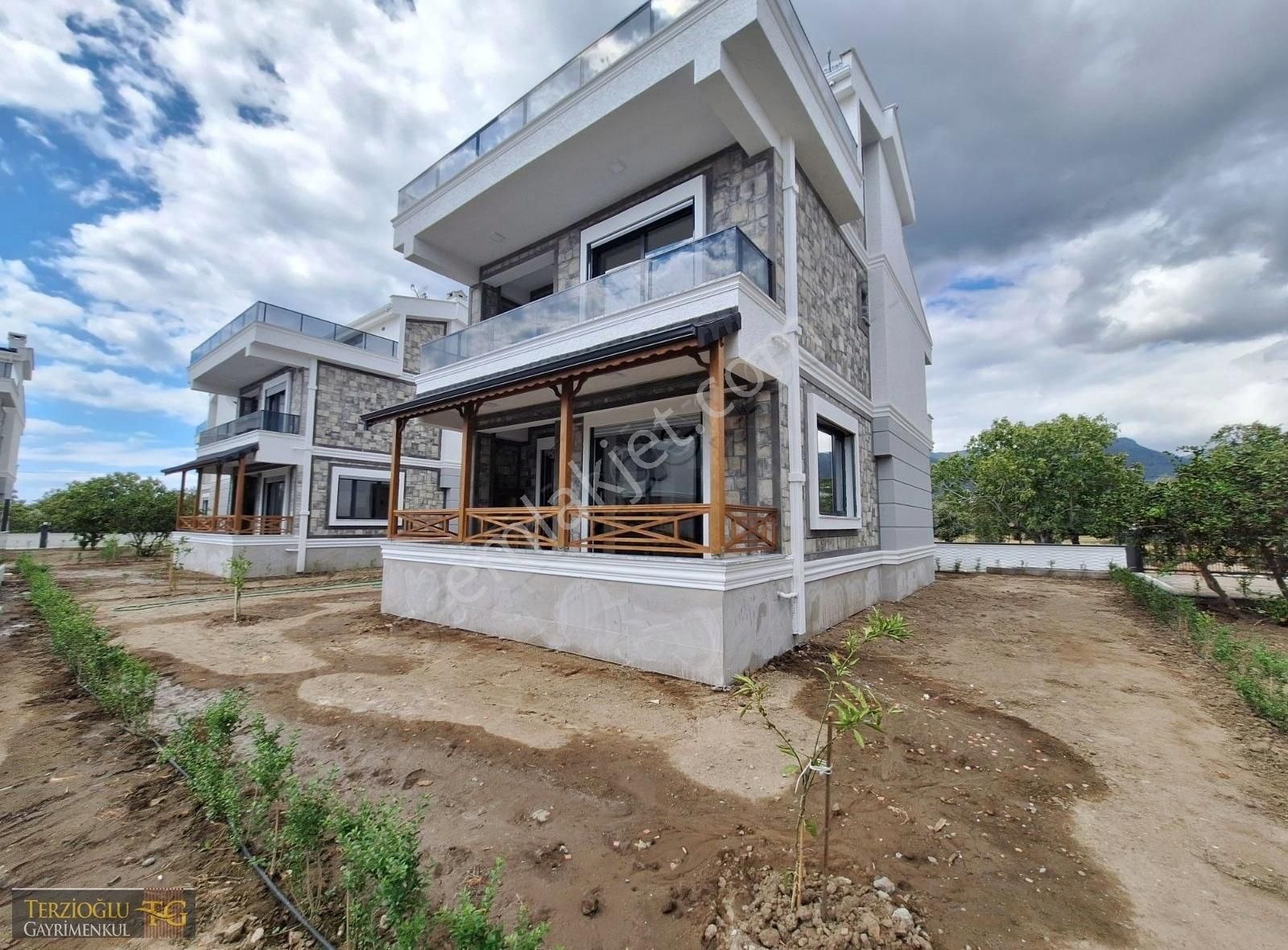 Terzioğludan Altınoluk Fenerde Havuzlu Bağımsız 5+1 Deluxe Villa - Görsel 31