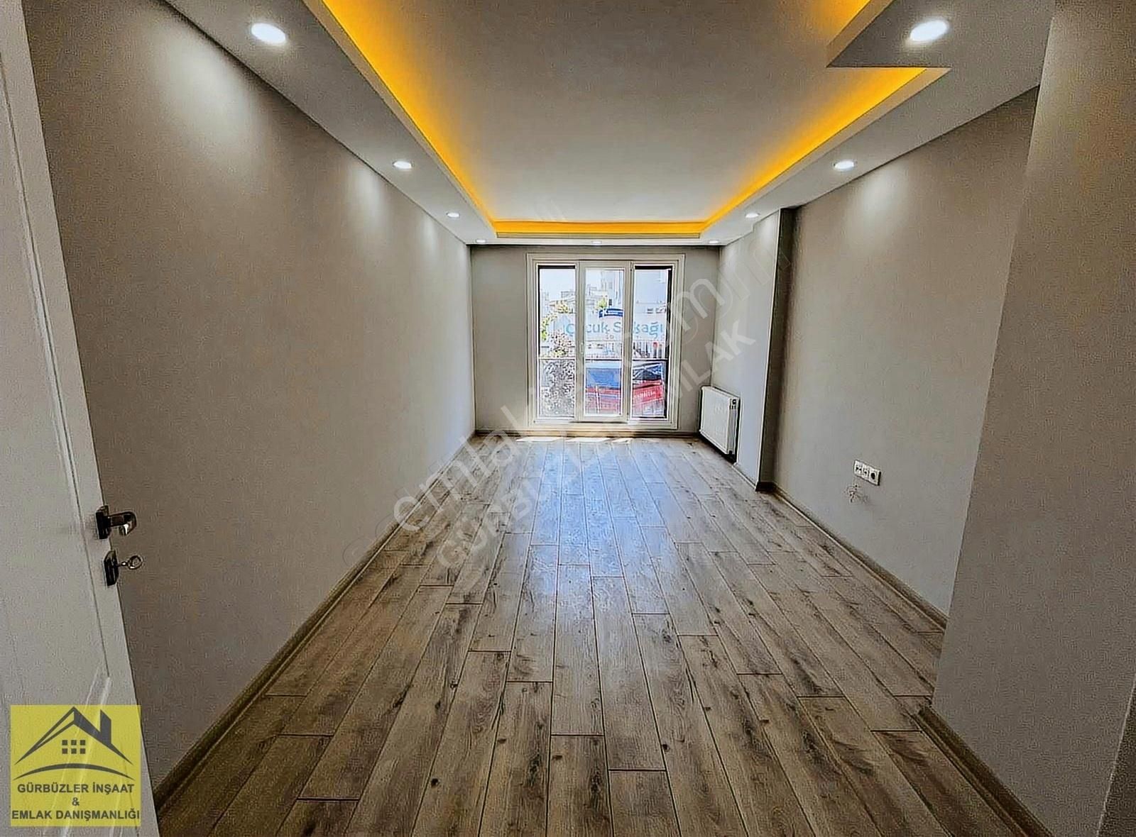 Küçükçekmece Atatürk Satılık Daire **SATILIK METRO YANI 2+1 ANKASTRE,KOMBİ,PANJURLU 80M² DAİRE**