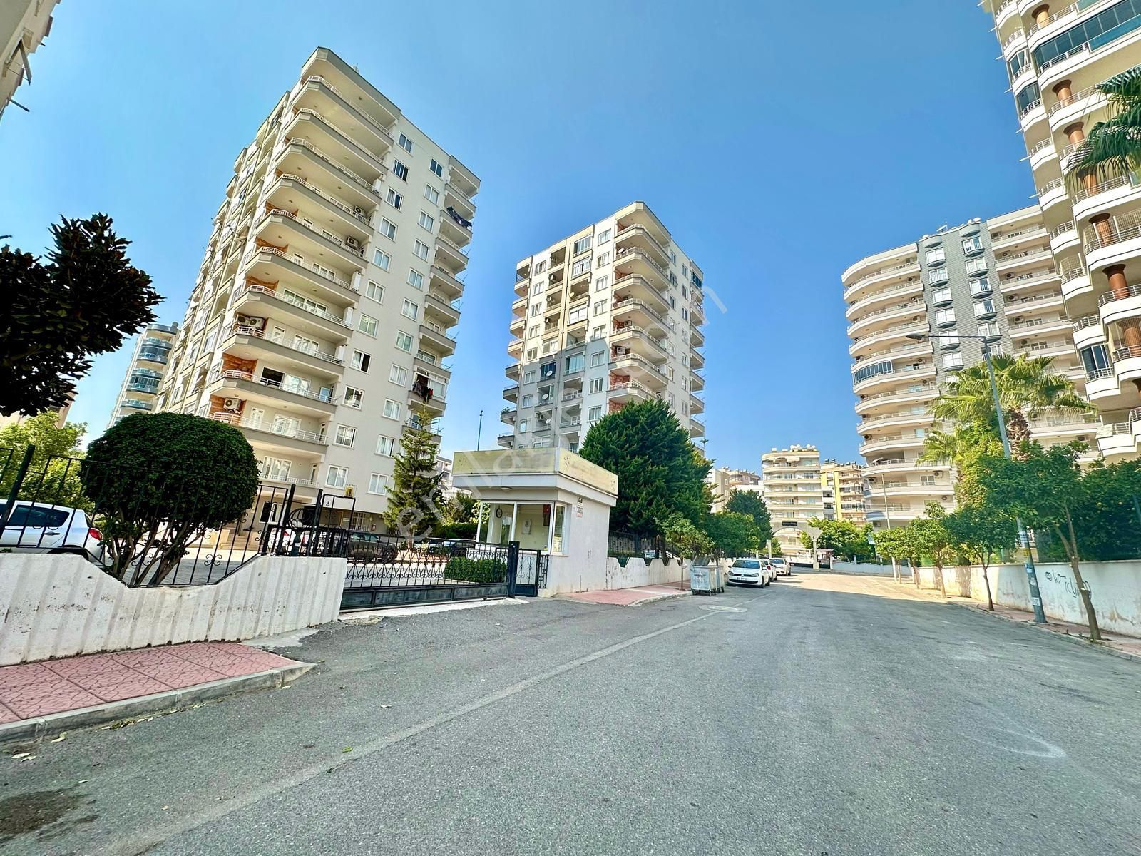 Yenişehir Menteş Kiralık Daire  ARVE'DEN MENTEŞ MH'DE TÜM CEPHELERİ AÇIK YENİ BOYALI 3+1