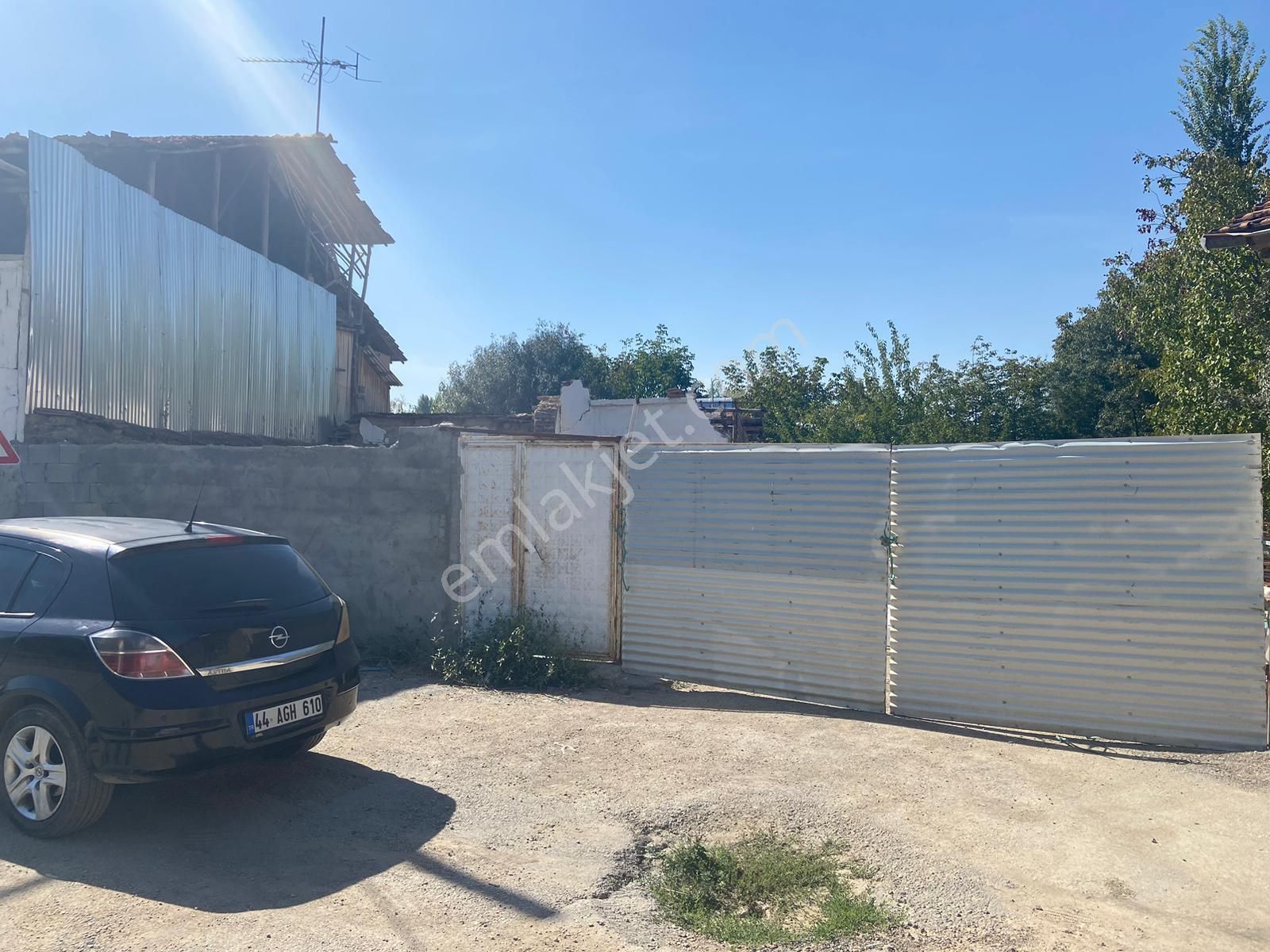 Kaynarca'da Kiralık İnşaat Deposu Arsası - Görsel 3