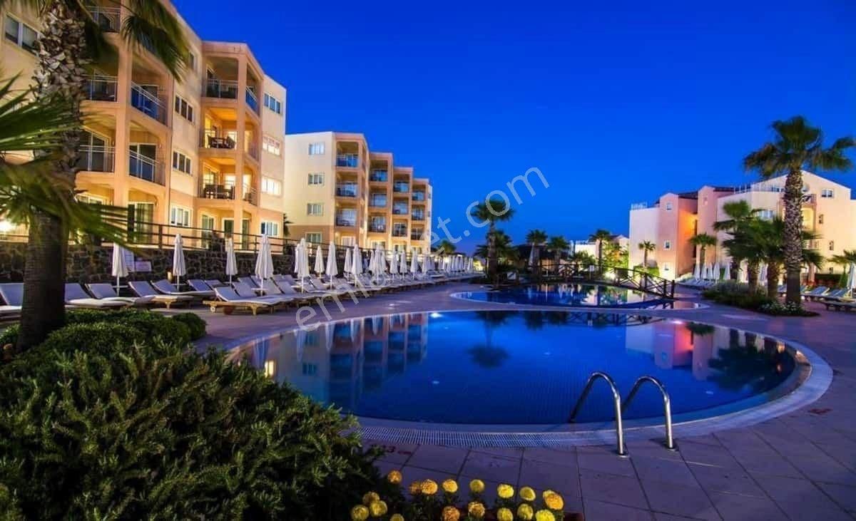 Kuşadası Caferli Satılık Daire Kuşadası Golf Sahası Wyndam Sitesi Satılık 1+1 Eşyalı Daire