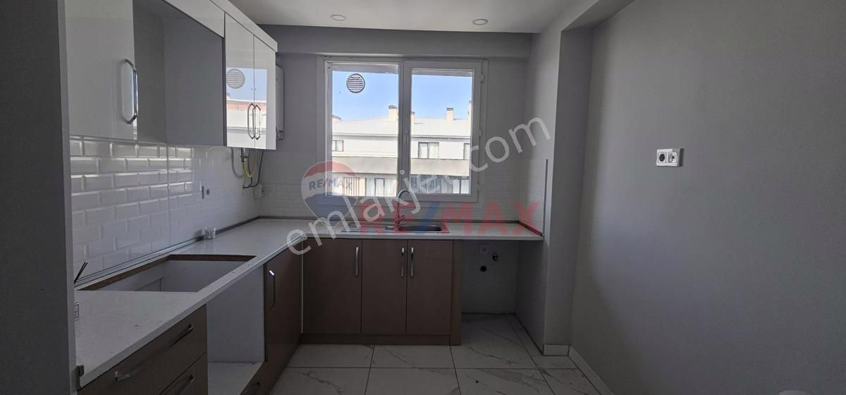 Yakutiye Rabia Ana Satılık Daire Remax Penta 'dan Rabiaana 'da 4+1 Dubleks Satılık Daire