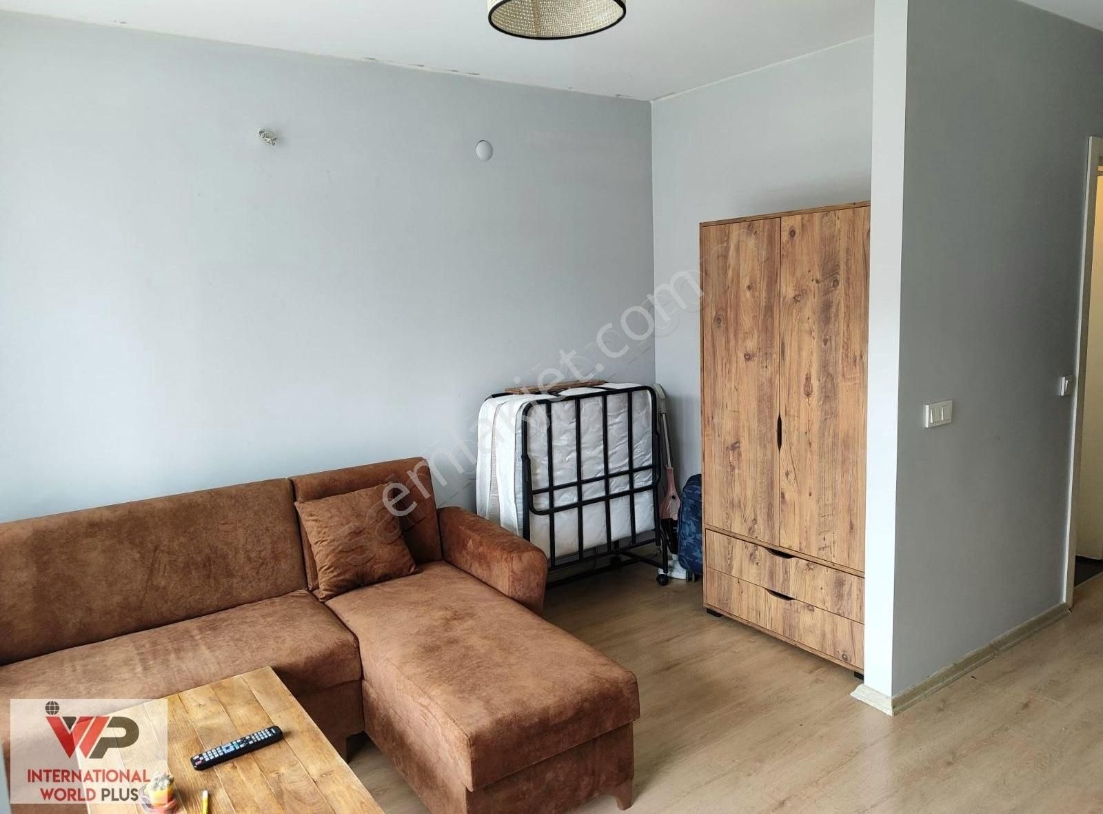 Tuzla Aydınlı Kiralık Daire Dumankaya Lobi Sitesinde 1+0 Full Eşyalı Havuz Cephe