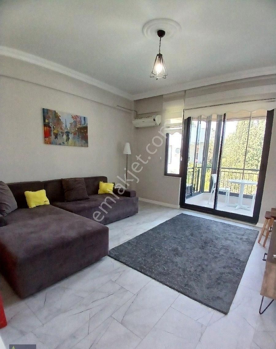 Kemer Merkez Kiralık Daire KEMER MERKEZDE 1+1 AYRI GENİŞ MUTFAKLI SIFIR ESYALI KİRALIK DAİRE